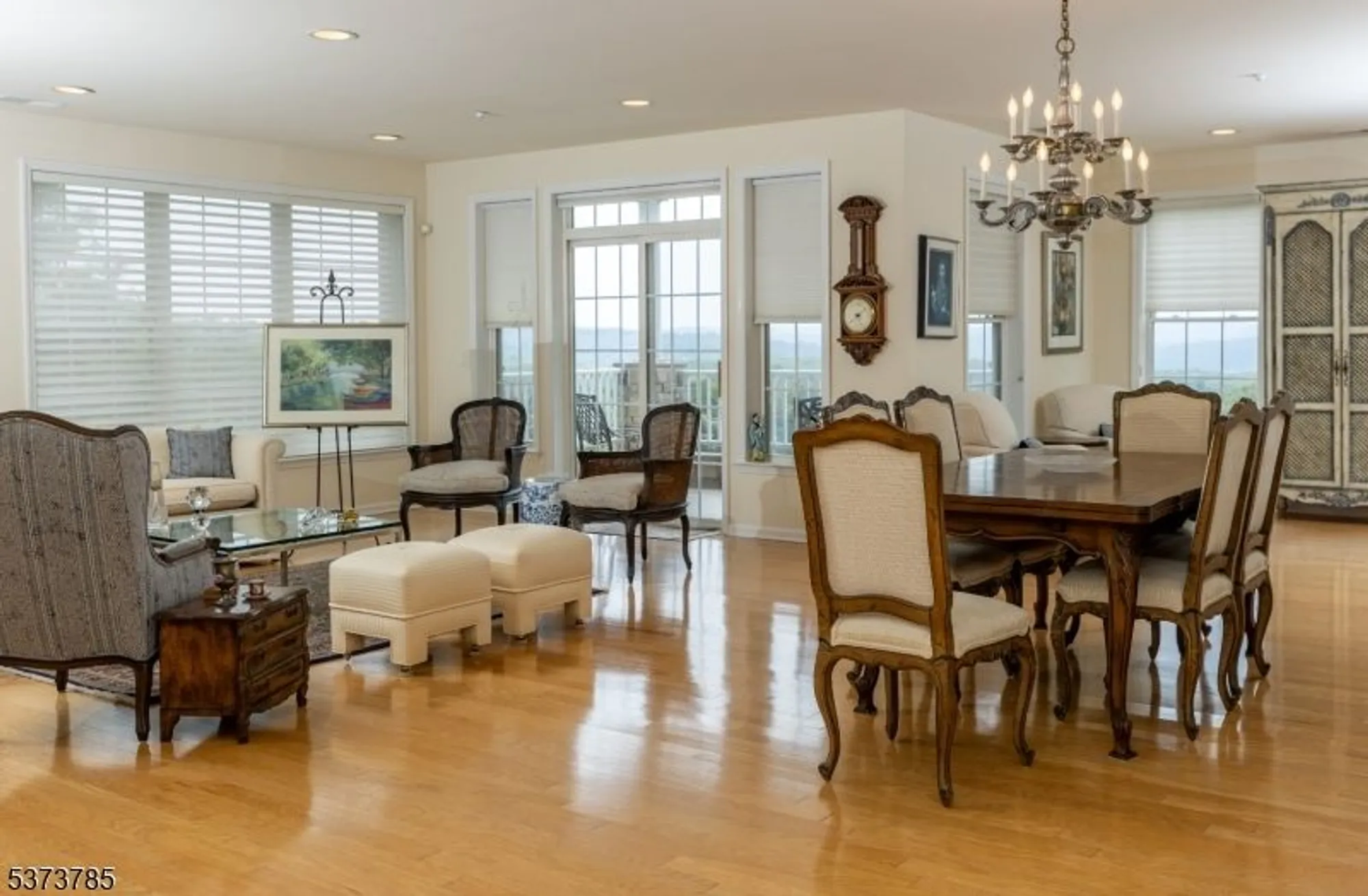 Property Slideshow image 3 of 43 | 3212 franklin ln # 212, Rockaway Boro, NJ, 07866