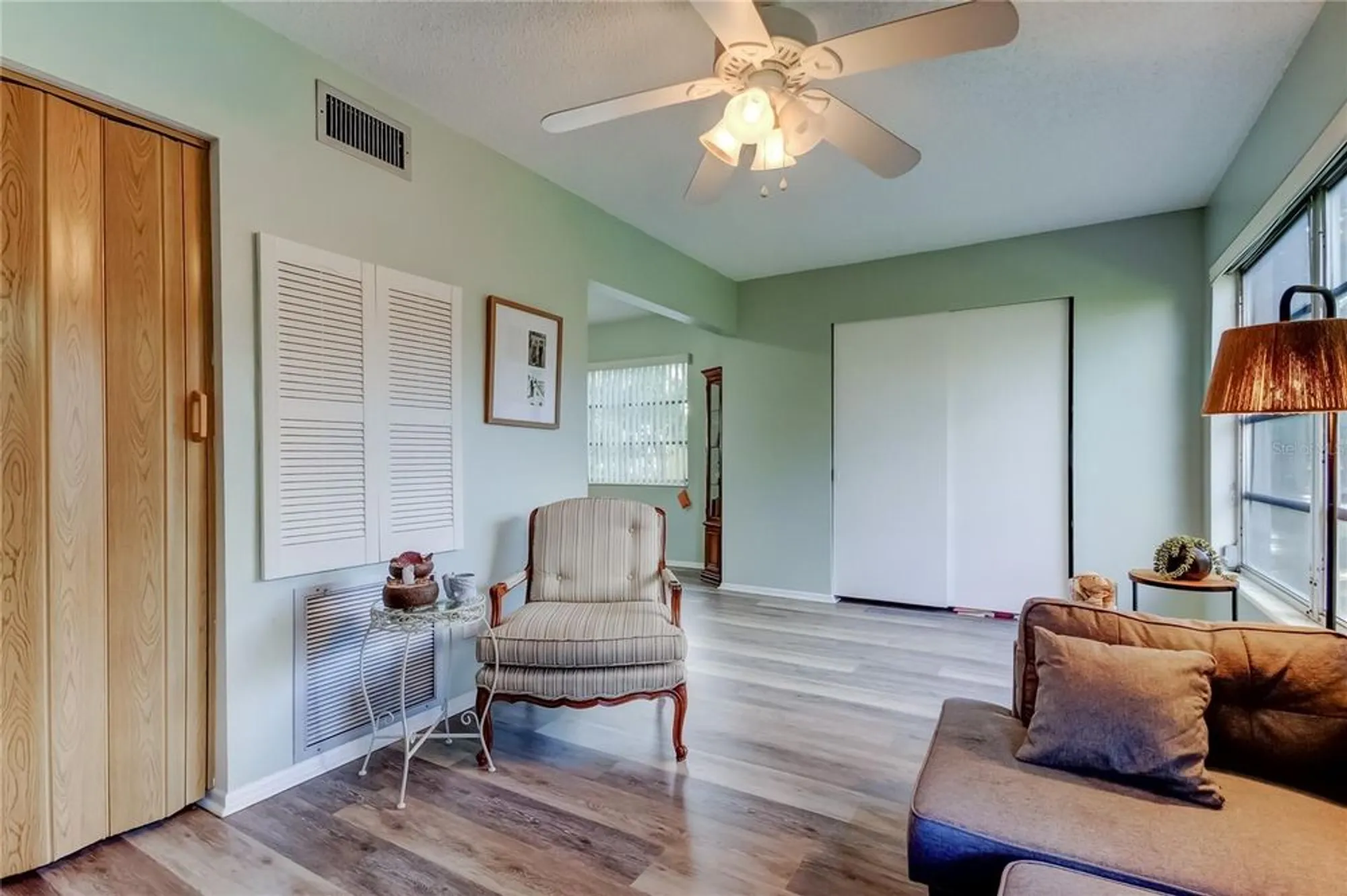 Property Slideshow image 7 of 46 | 2460 persian dr 26, Clearwater, FL, 33763