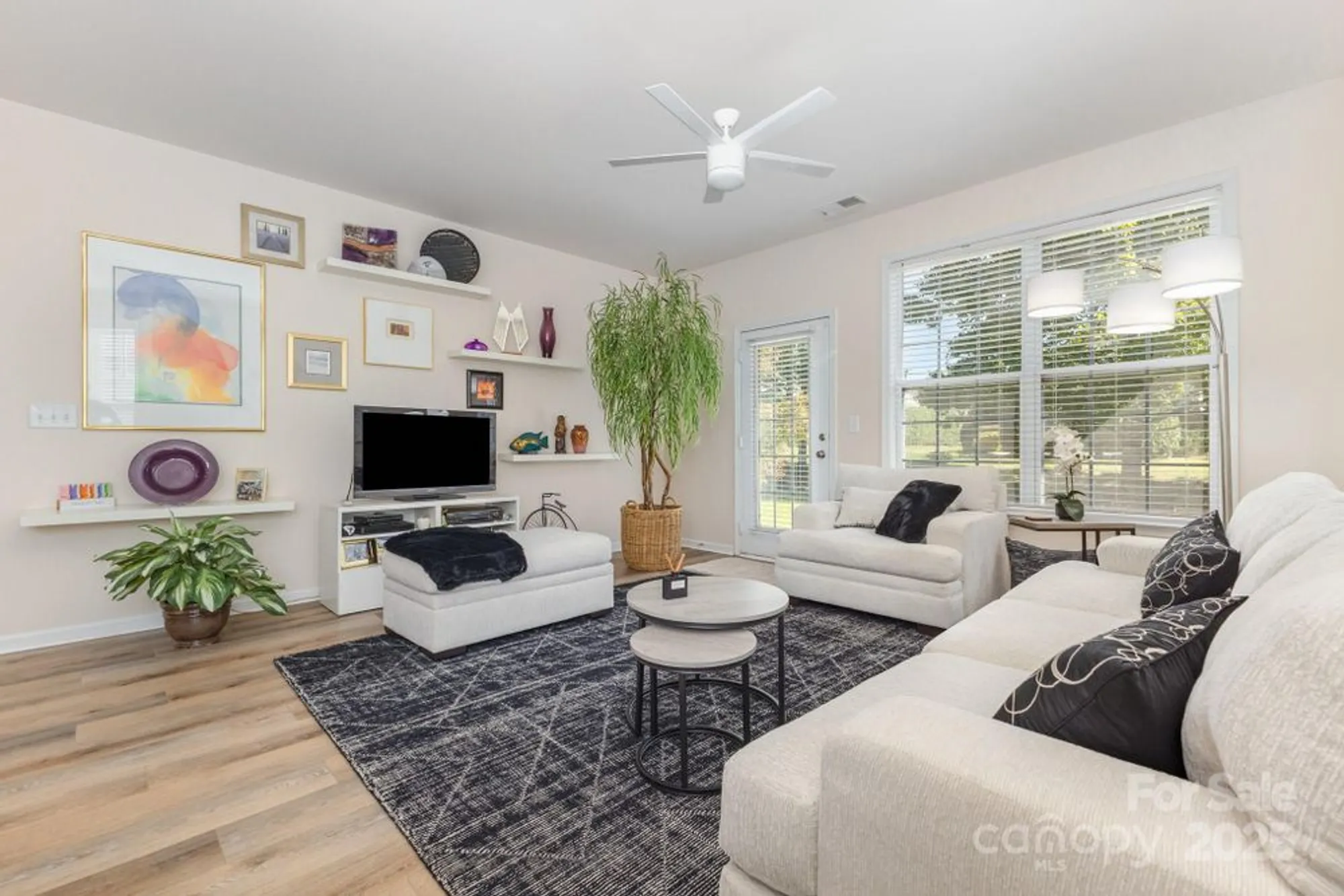 Property Slideshow image 8 of 35 | 881 platinum dr, Fort Mill, SC, 29708