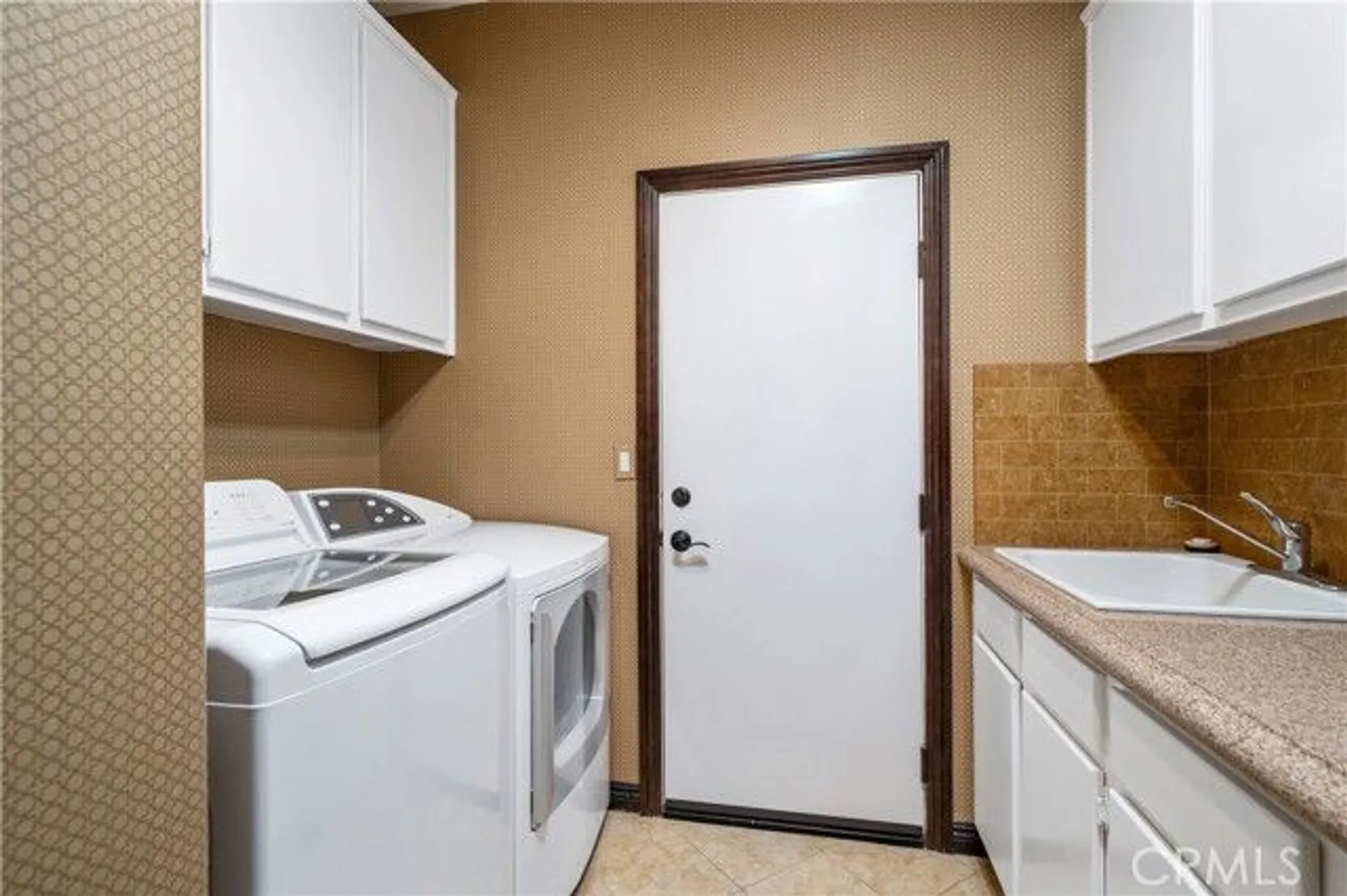 Property Slideshow image 41 of 62 | 233 eagle ln, Hemet, CA, 92545