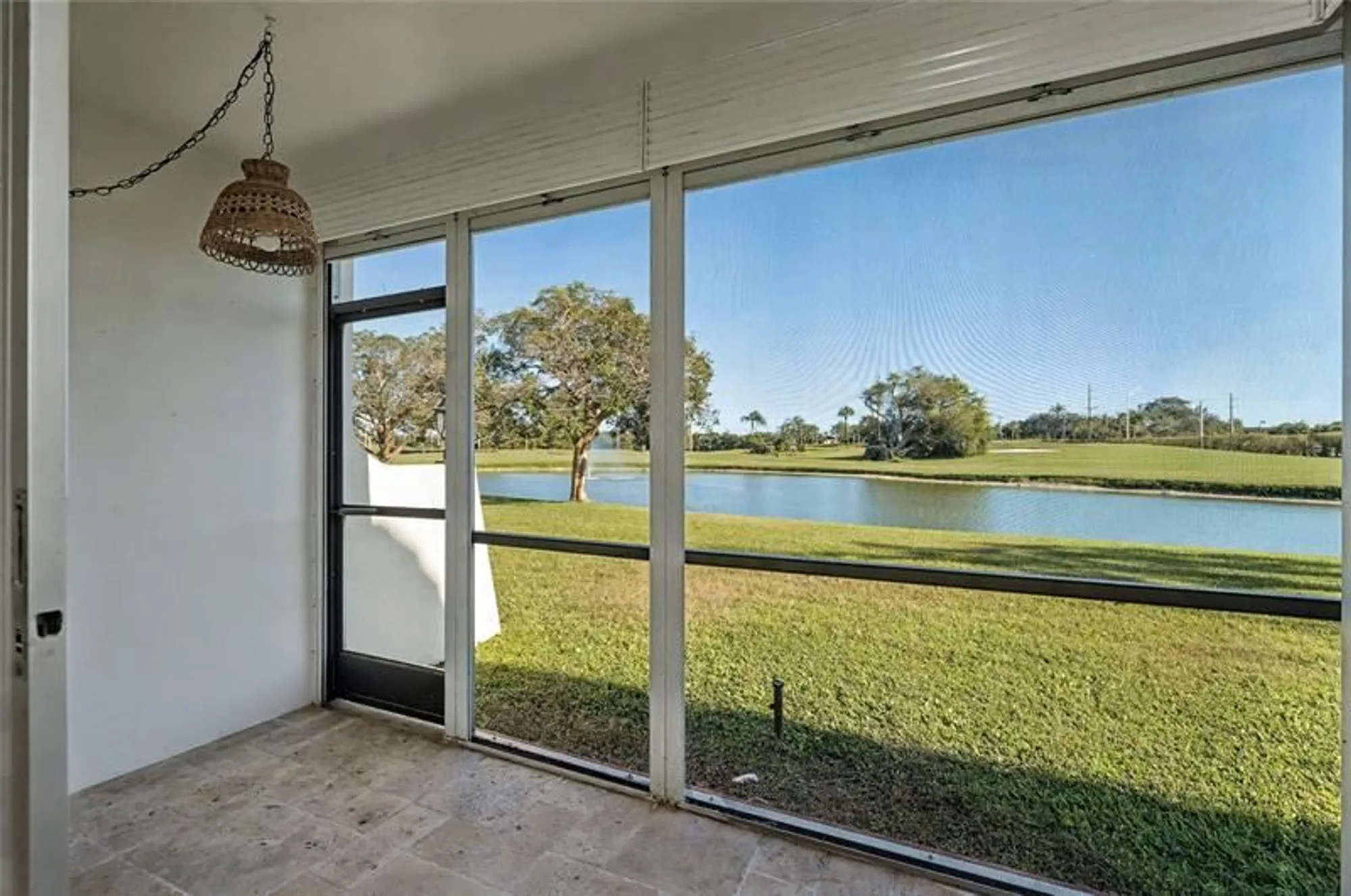 Property Slideshow image 15 of 56 | 9320 s hollybrook lake dr 103, Pembroke Pines, FL, 33025