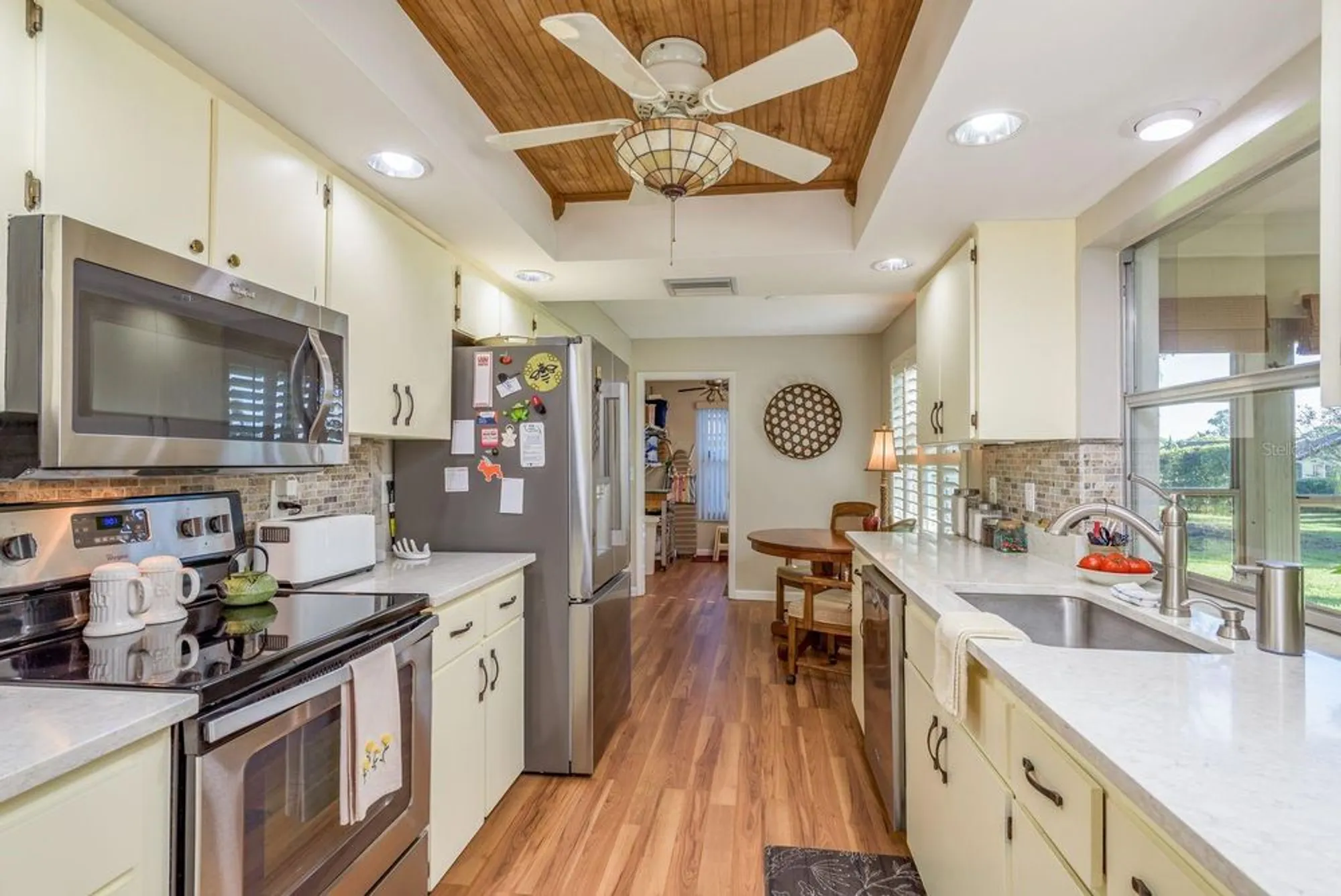 Property Slideshow image 22 of 57 | 3184 brunswick cir, Palm Harbor, FL, 34684