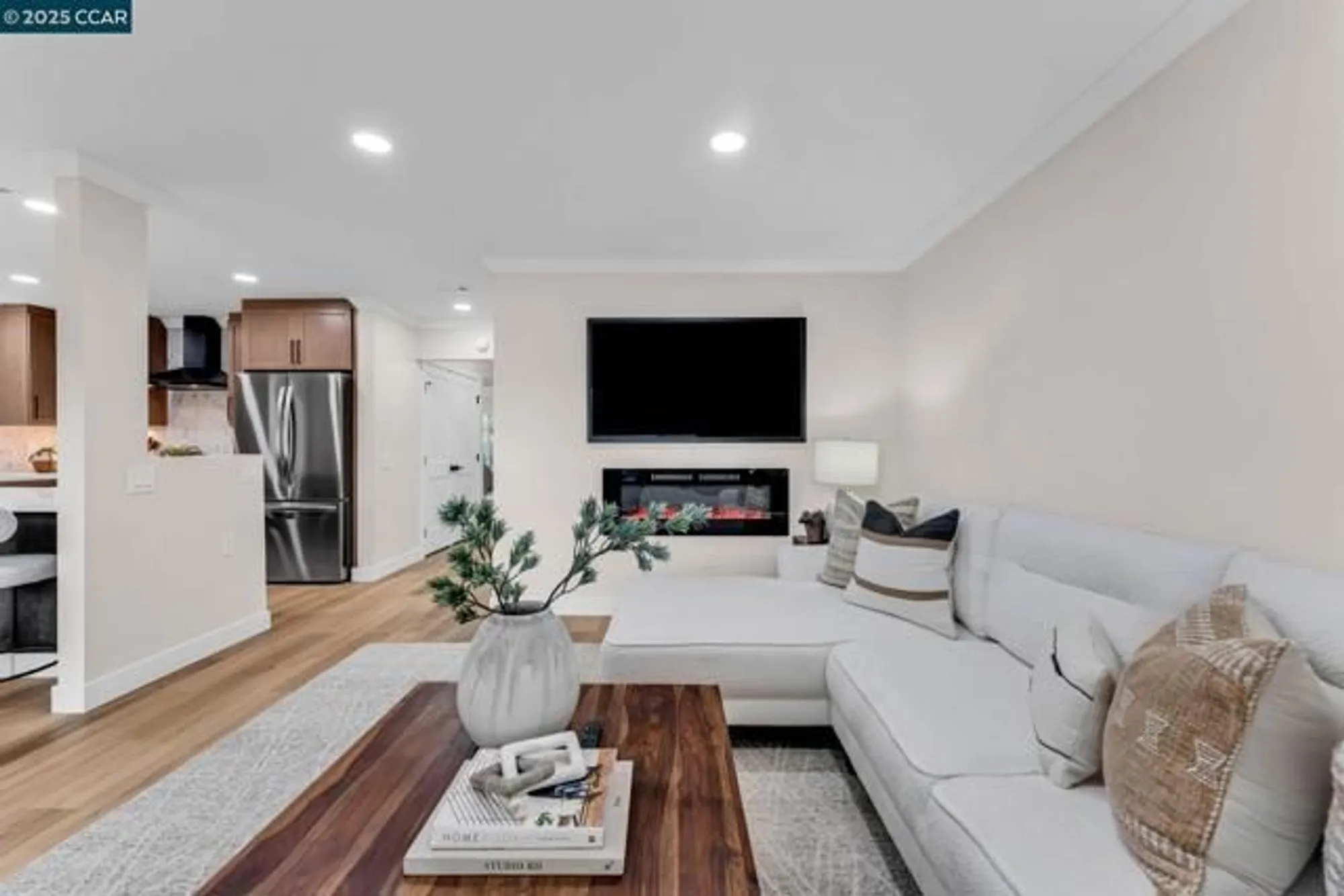 Property Slideshow image 11 of 49 | 1216 fairlawn ct 8, Walnut Creek, CA, 94595