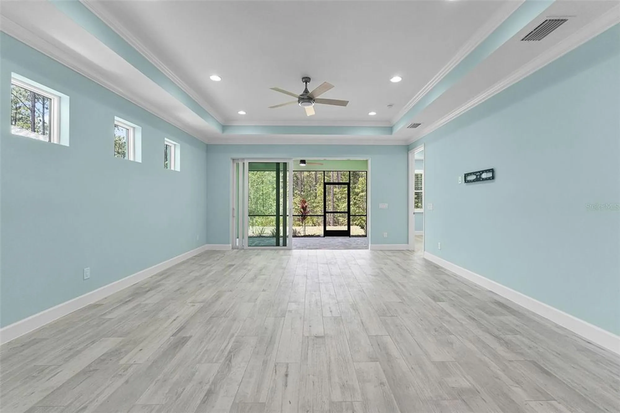 Property Slideshow image 12 of 40 | 867 bama breeze dr, Daytona Beach, FL, 32124