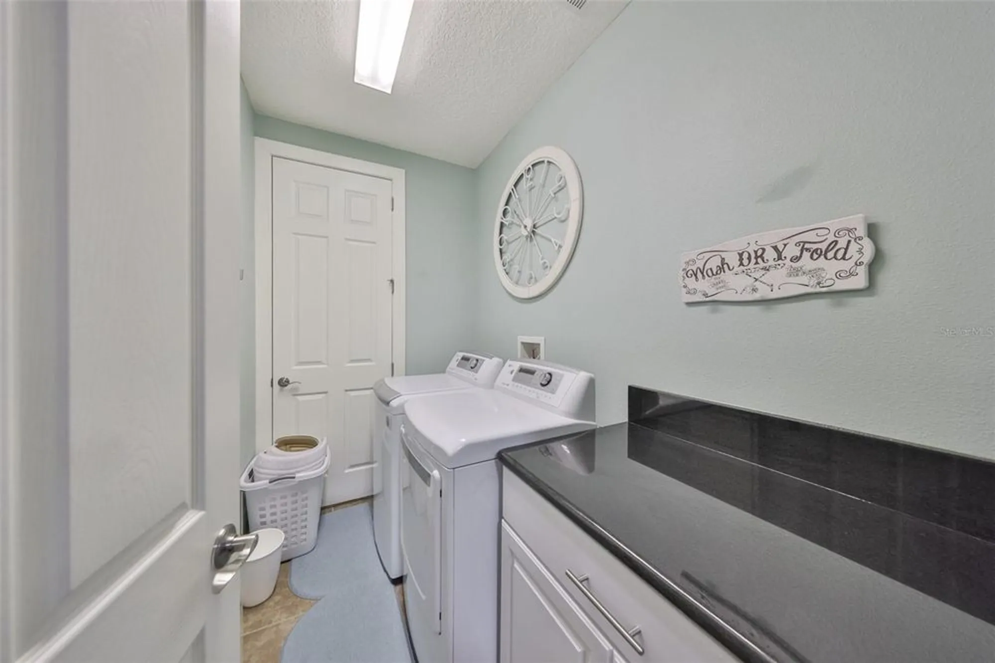 Property Slideshow image 15 of 75 | 511 winterside dr, Apollo Beach, FL, 33572