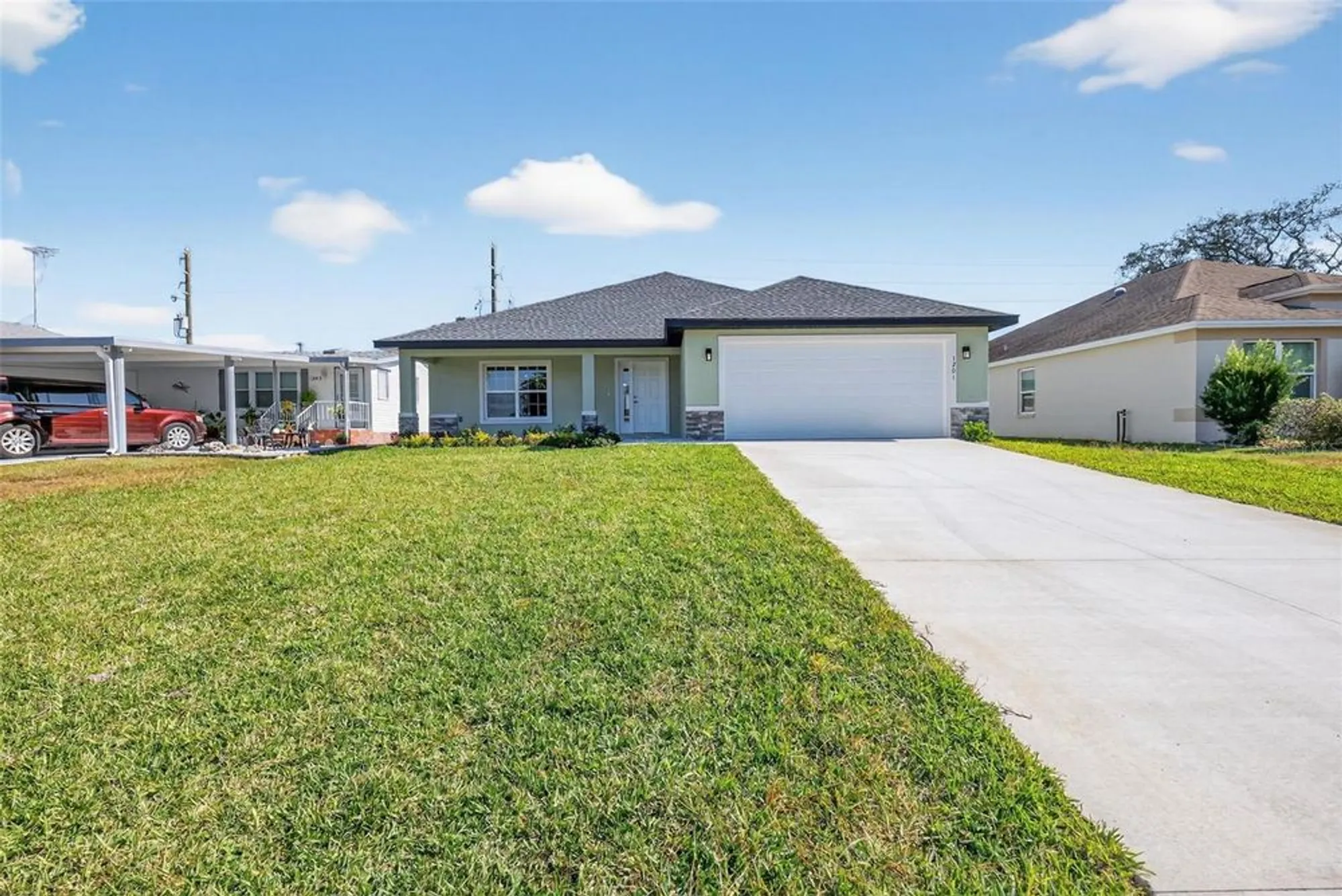 Property Slideshow image 34 of 36 | 1201 dustin dr, The Villages, FL, 32159