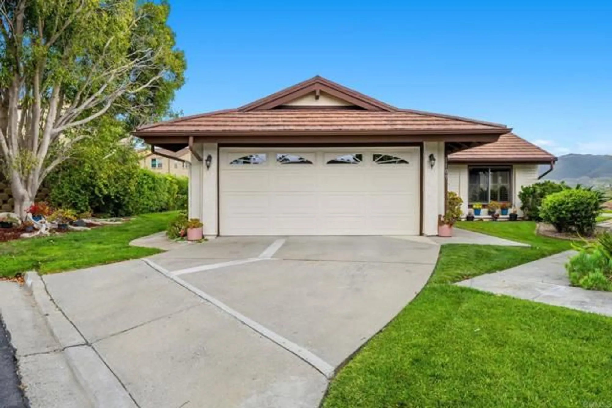 Property Slideshow image 15 of 51 | 1109 calle del baston, San Marcos, CA, 92078