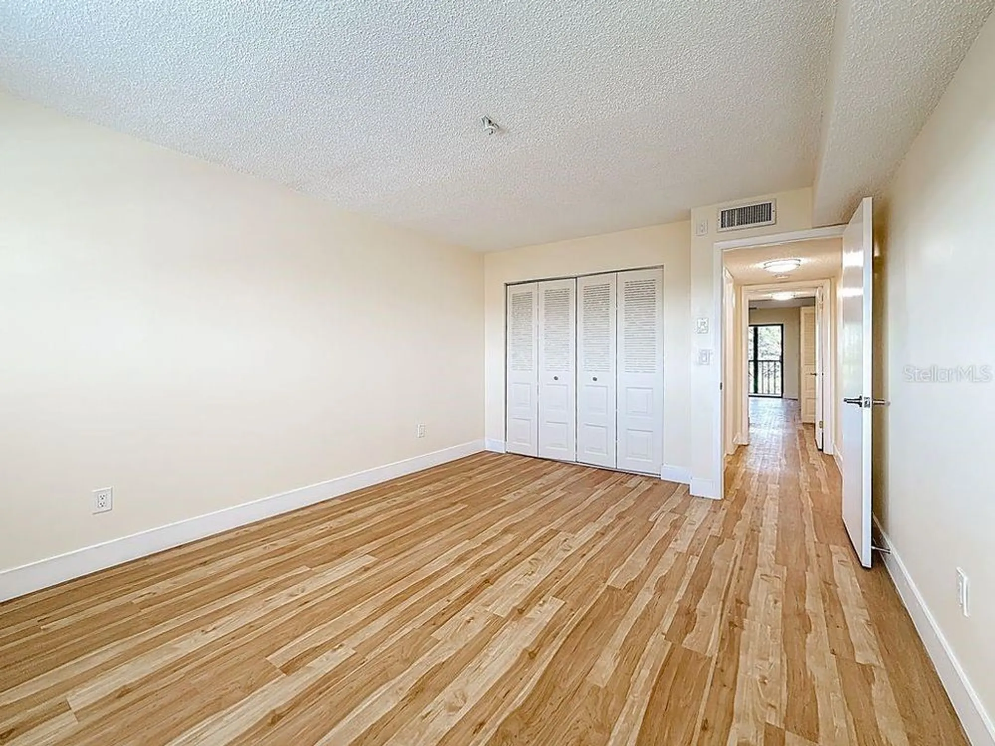 Property Slideshow image 24 of 50 | 8198 terrace garden dr n unit 407, St Petersburg, FL, 33709