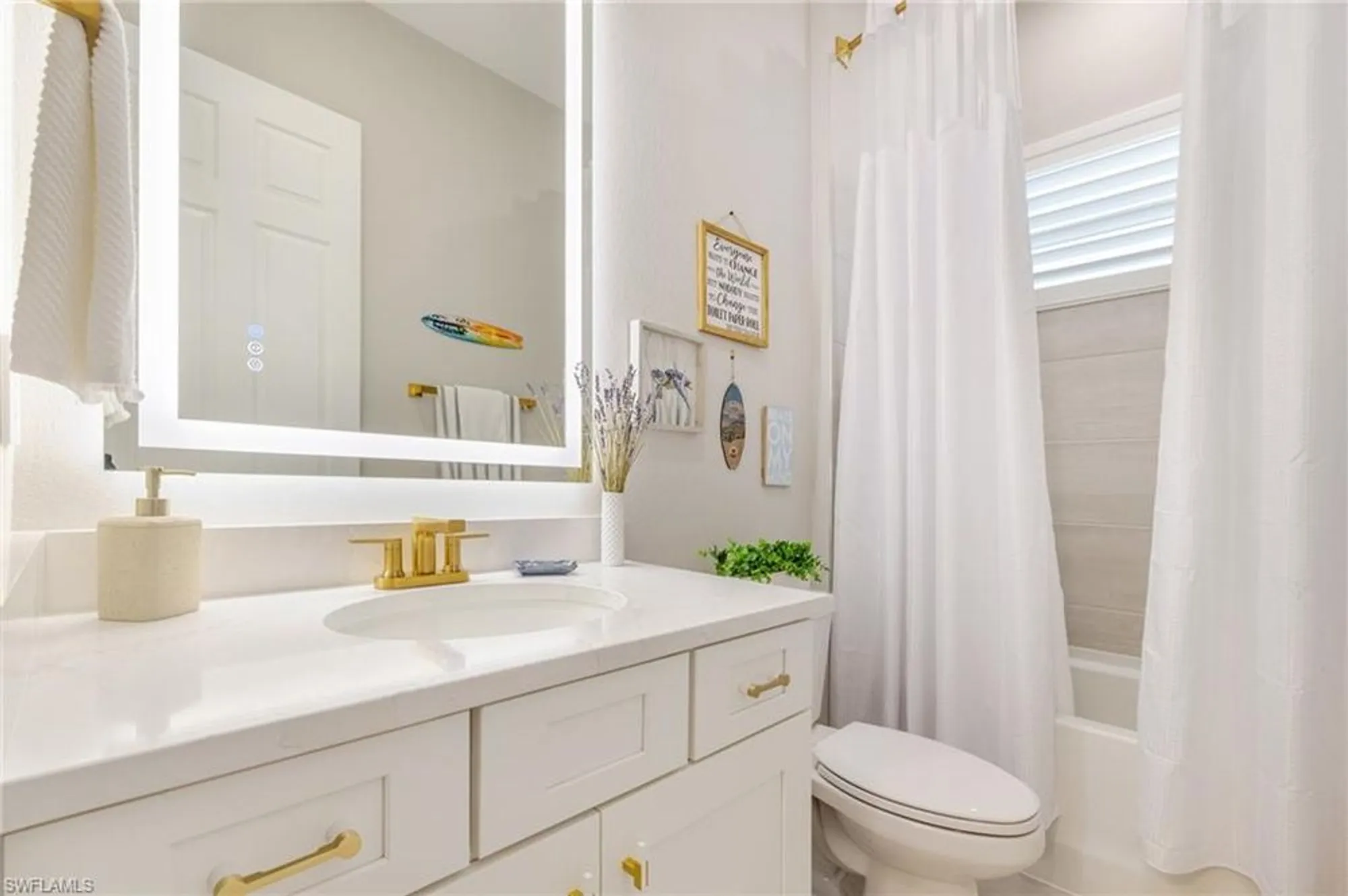 Property Slideshow image 22 of 40 | 13543 blue bay cir, Fort Myers, FL, 33913