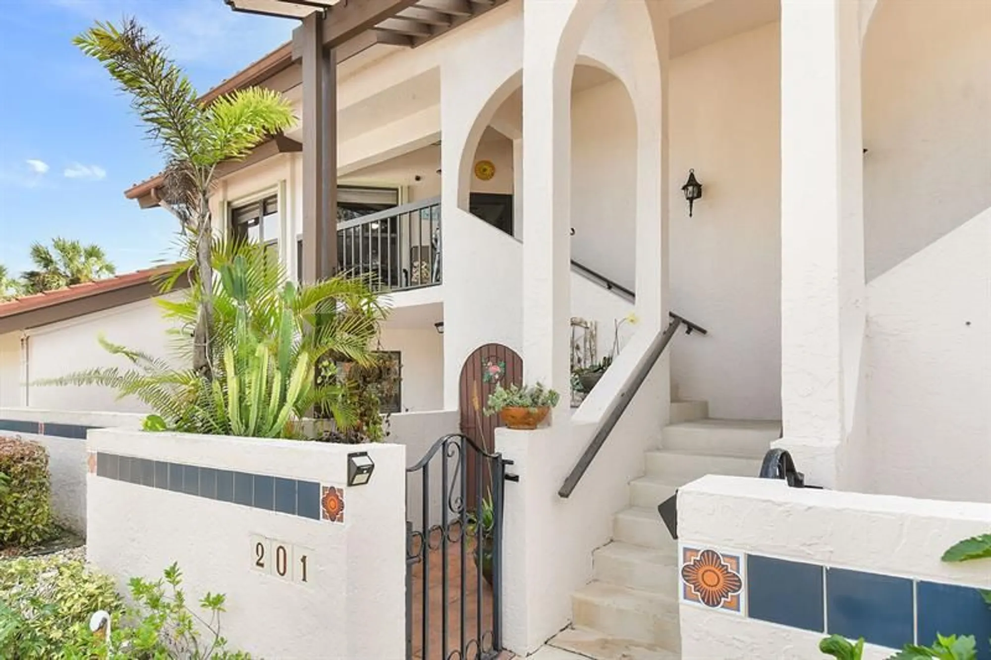 Property Slideshow image 3 of 63 | 6040 se martinique dr 201, Stuart, FL, 34997