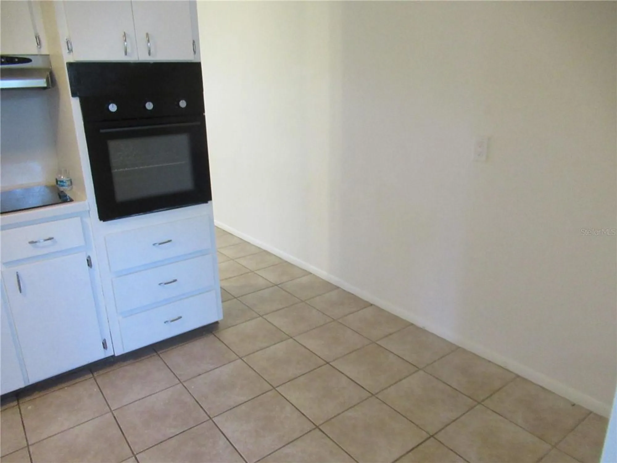 Property Slideshow image 7 of 23 | 2073 denmark st 5, Clearwater, FL, 33763
