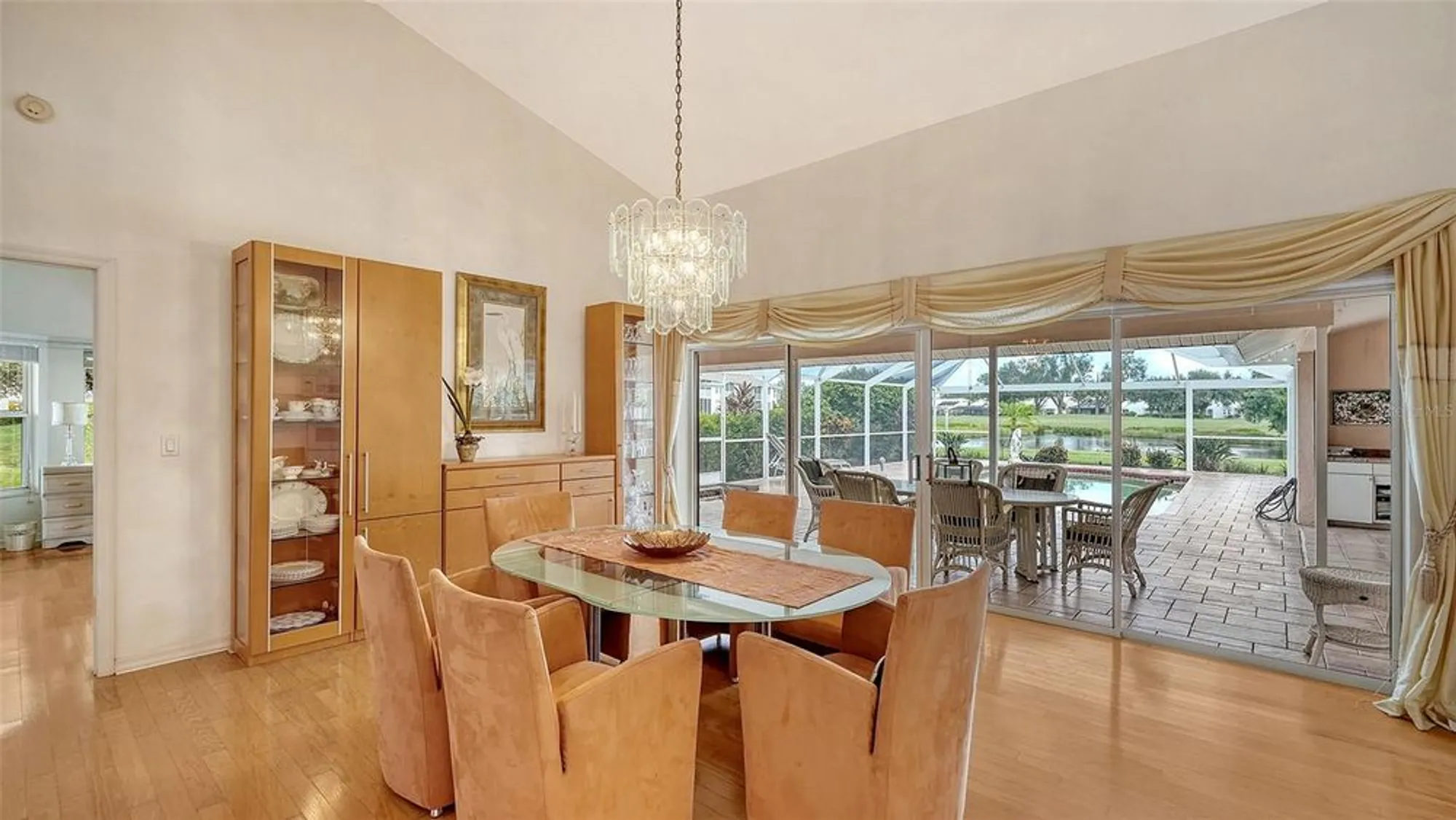 Property Slideshow image 18 of 66 | 6803 drewrys blf, Bradenton, FL, 34203
