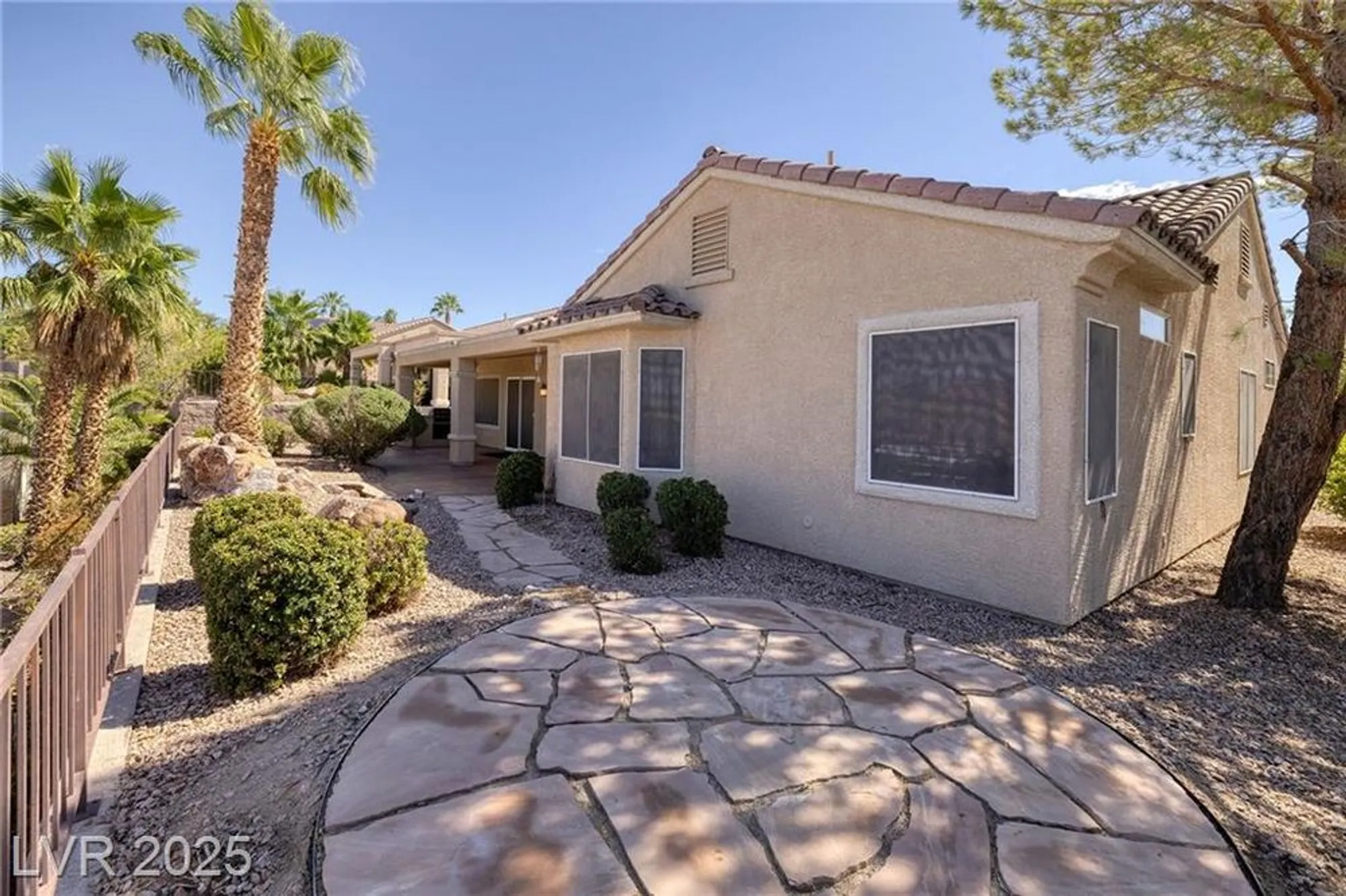 Property Slideshow image 32 of 50 | 1691 wellington springs ave, Henderson, NV, 89052
