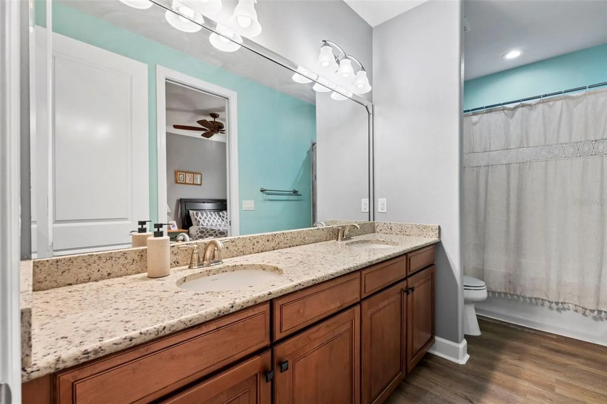 Property Slideshow image 22 of 52 | 4816 heinman cv, Palmetto, FL, 34221