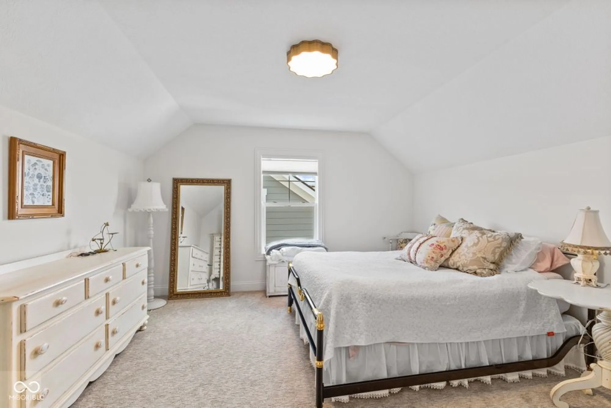 Property Slideshow image 35 of 55 | 2460 collins dr, Westfield, IN, 46074