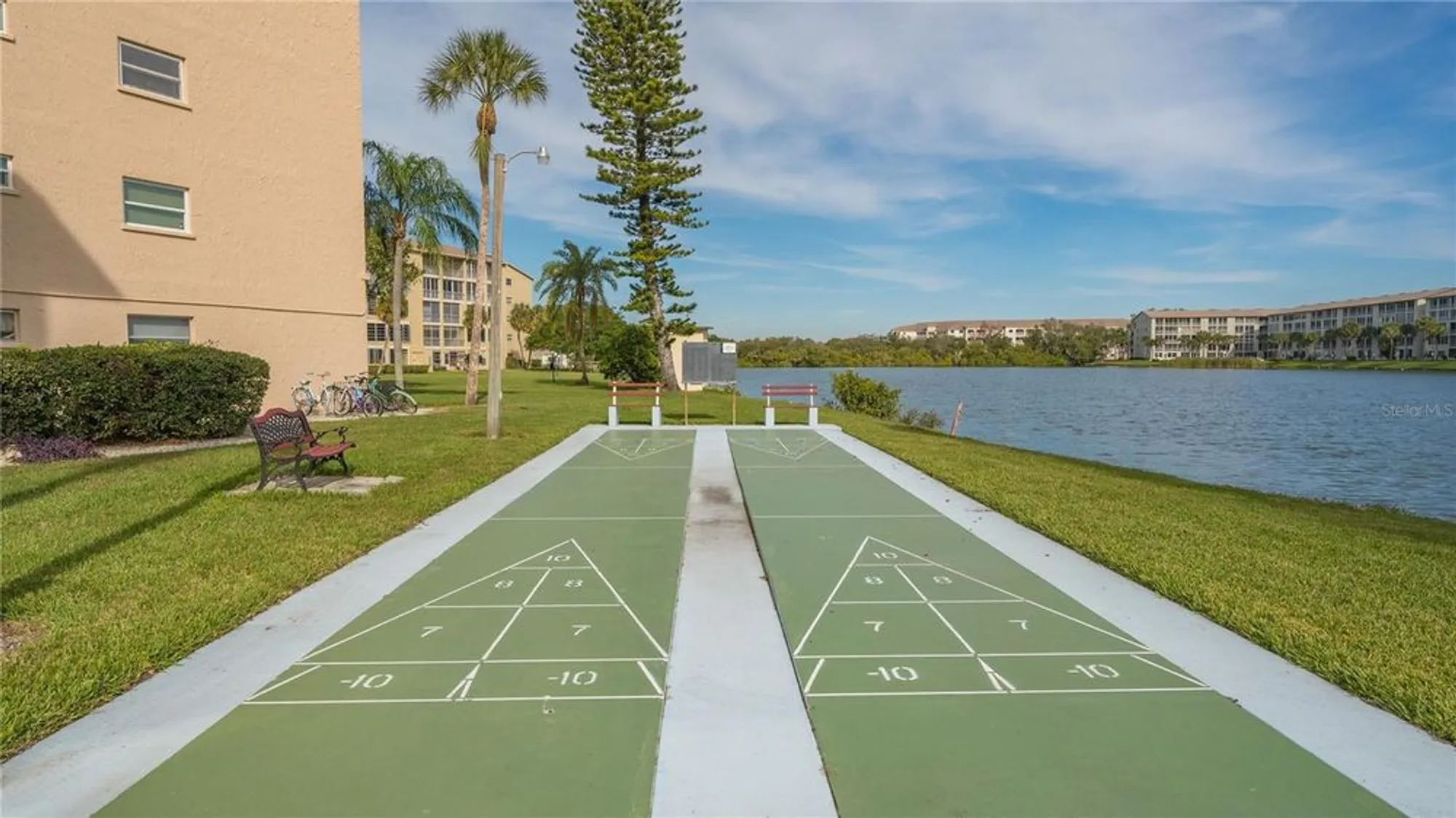 Property Slideshow image 31 of 37 | 3845 lake bayshore dr # f103, Bradenton, FL, 34205