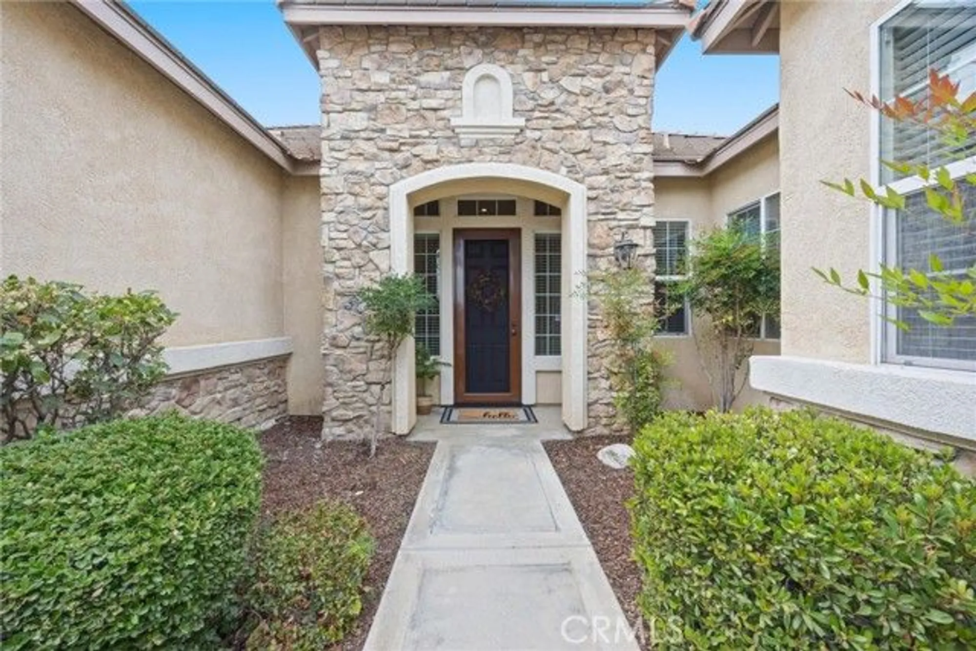 Property Slideshow image 5 of 53 | 307 coachman way, Bakersfield, CA, 93312
