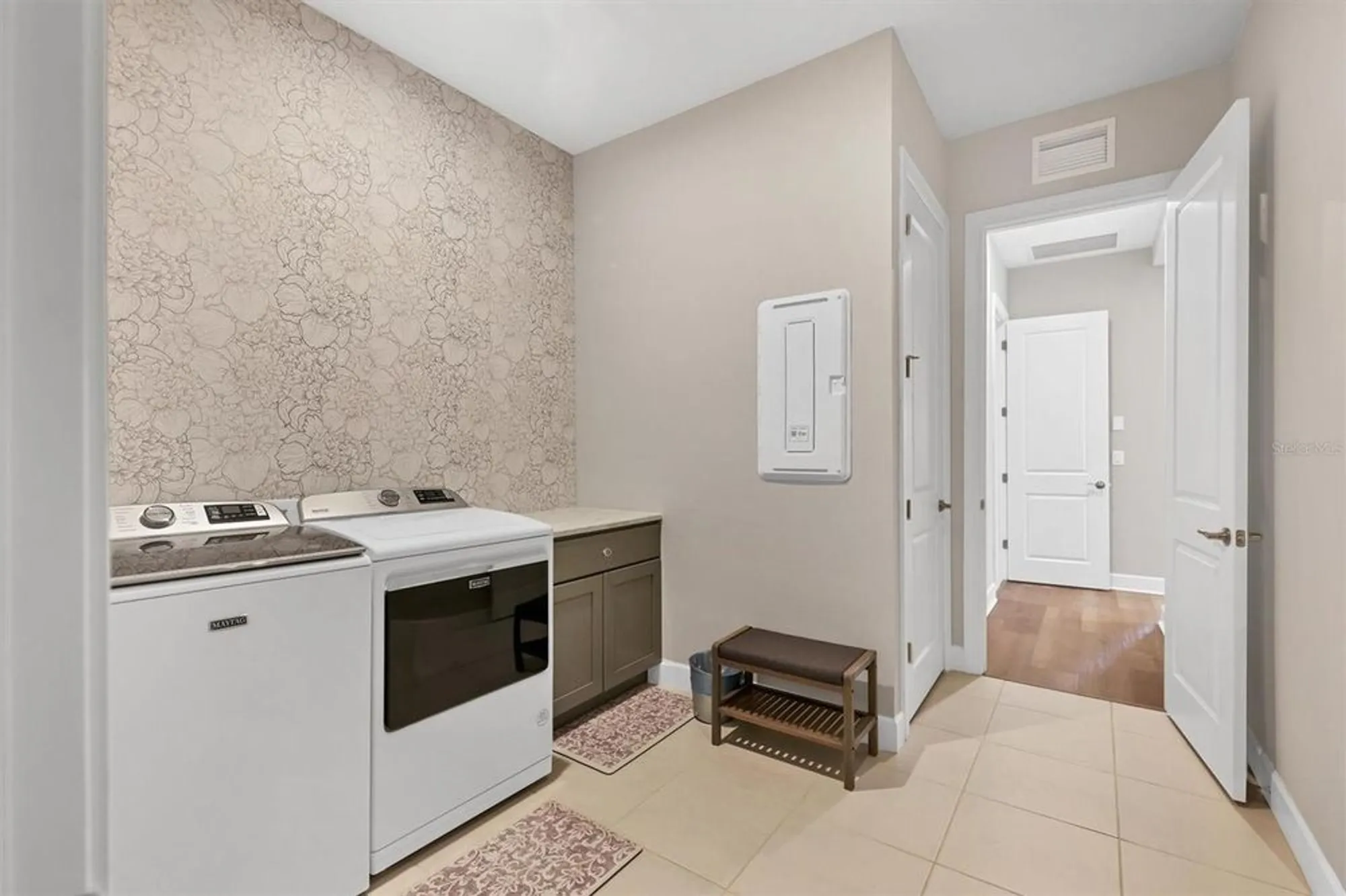 Property Slideshow image 29 of 71 | 10238 morning mist ln, Sarasota, FL, 34241