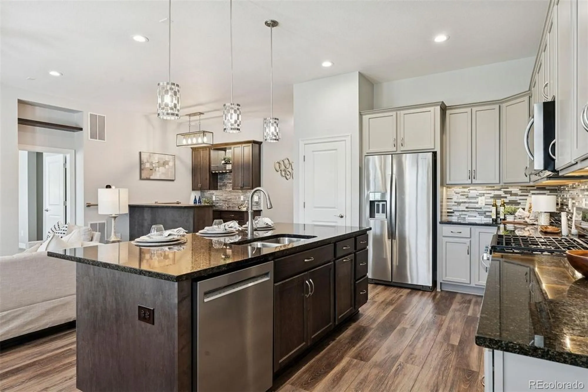 Property Slideshow image 10 of 50 | 532 woodroot cir, Castle Rock, CO, 80104