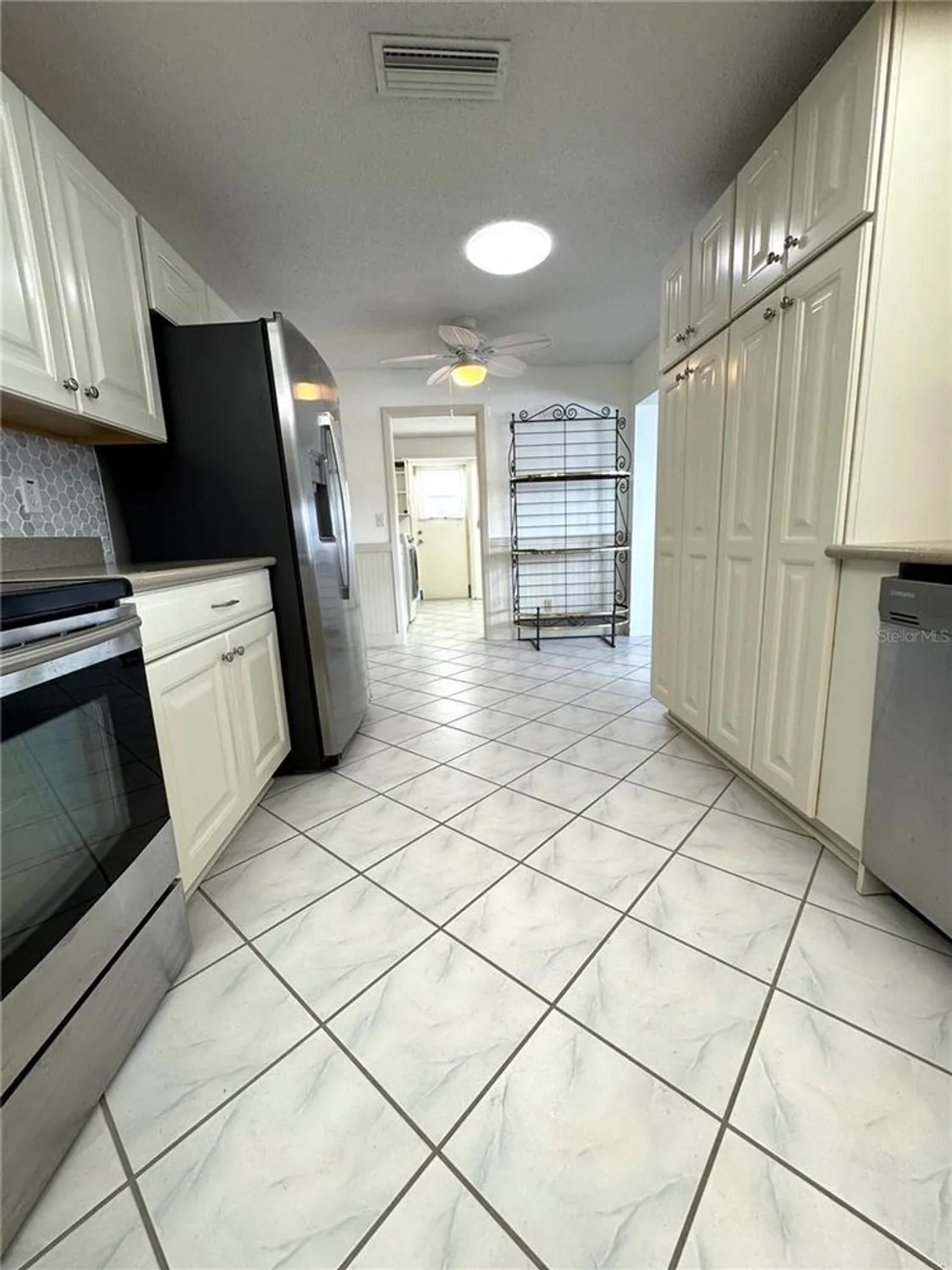 Property Slideshow image 22 of 56 | 10063 40th st n # 3, Pinellas Park, FL, 33782