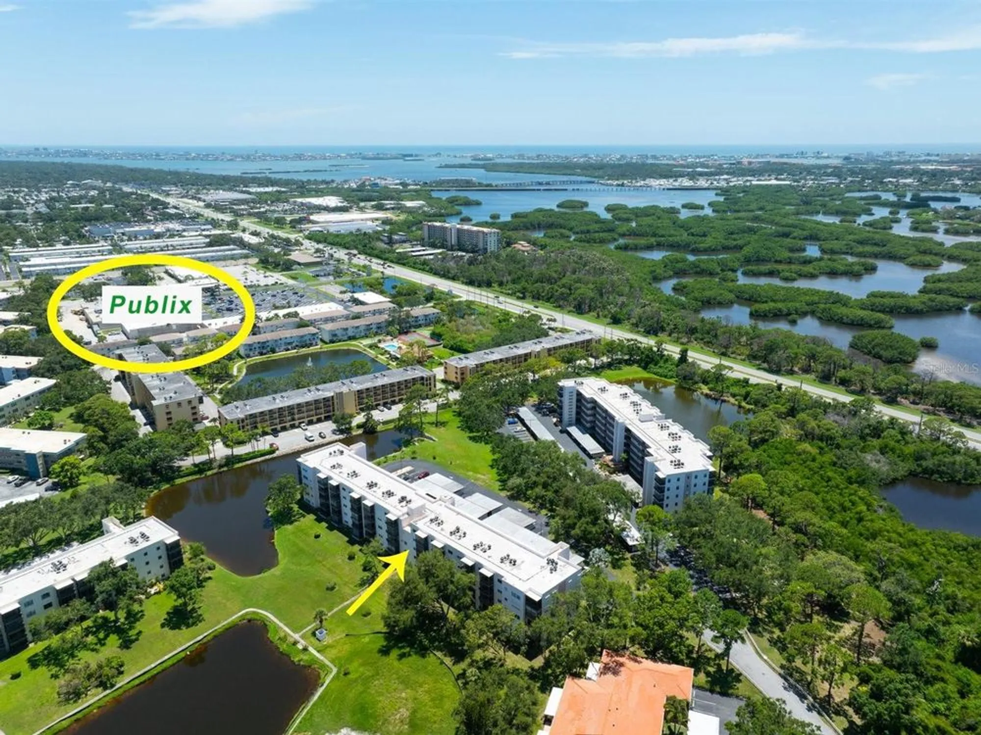 Property Slideshow image 21 of 32 | 8174 terrace garden dr n unit 507, St Petersburg, FL, 33709