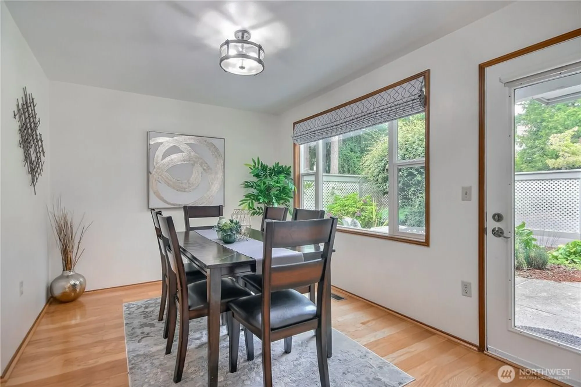 Property Slideshow image 9 of 40 | 4106 221st pl se # 1072, Issaquah, WA, 98029