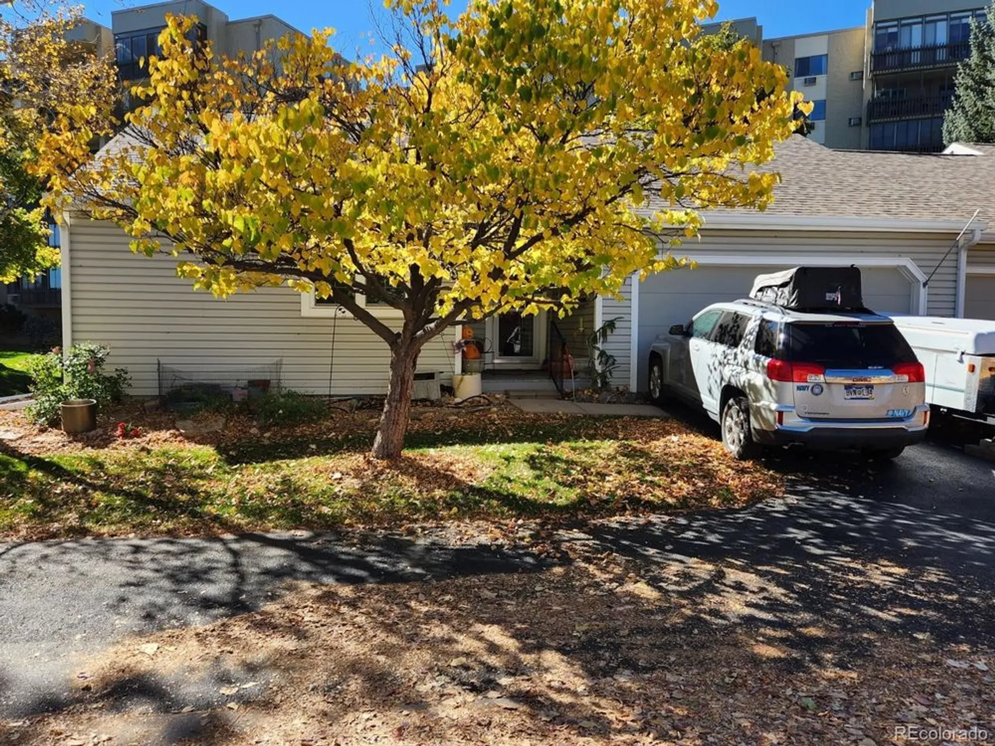 Property Slideshow image 1 of 1 | 14217 e marina dr, Aurora, CO, 80014