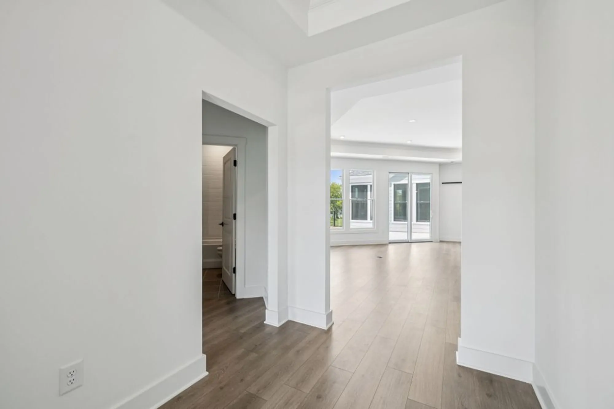 Property Slideshow image 7 of 67 | 516 restoration dr, Smyrna, TN, 37167