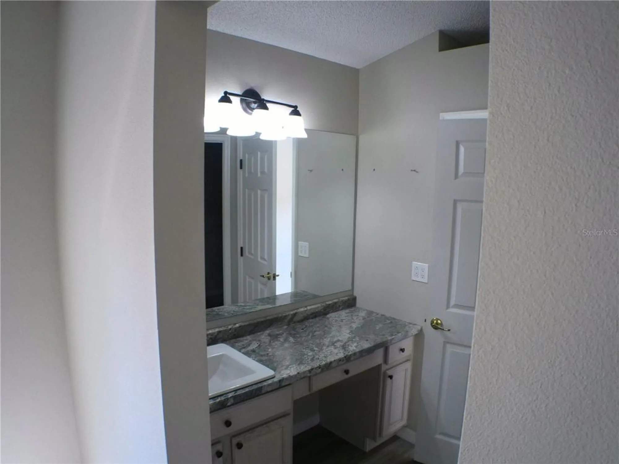 Property Slideshow image 13 of 20 | 3813 westerham dr, Clermont, FL, 34711