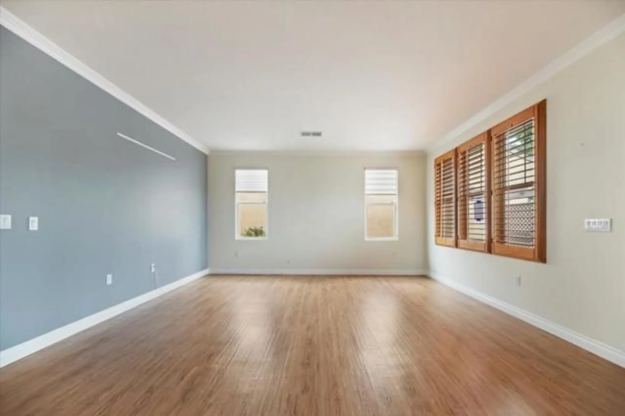 Property Slideshow image 12 of 44 | 1563 quiet crk, Beaumont, CA, 92223
