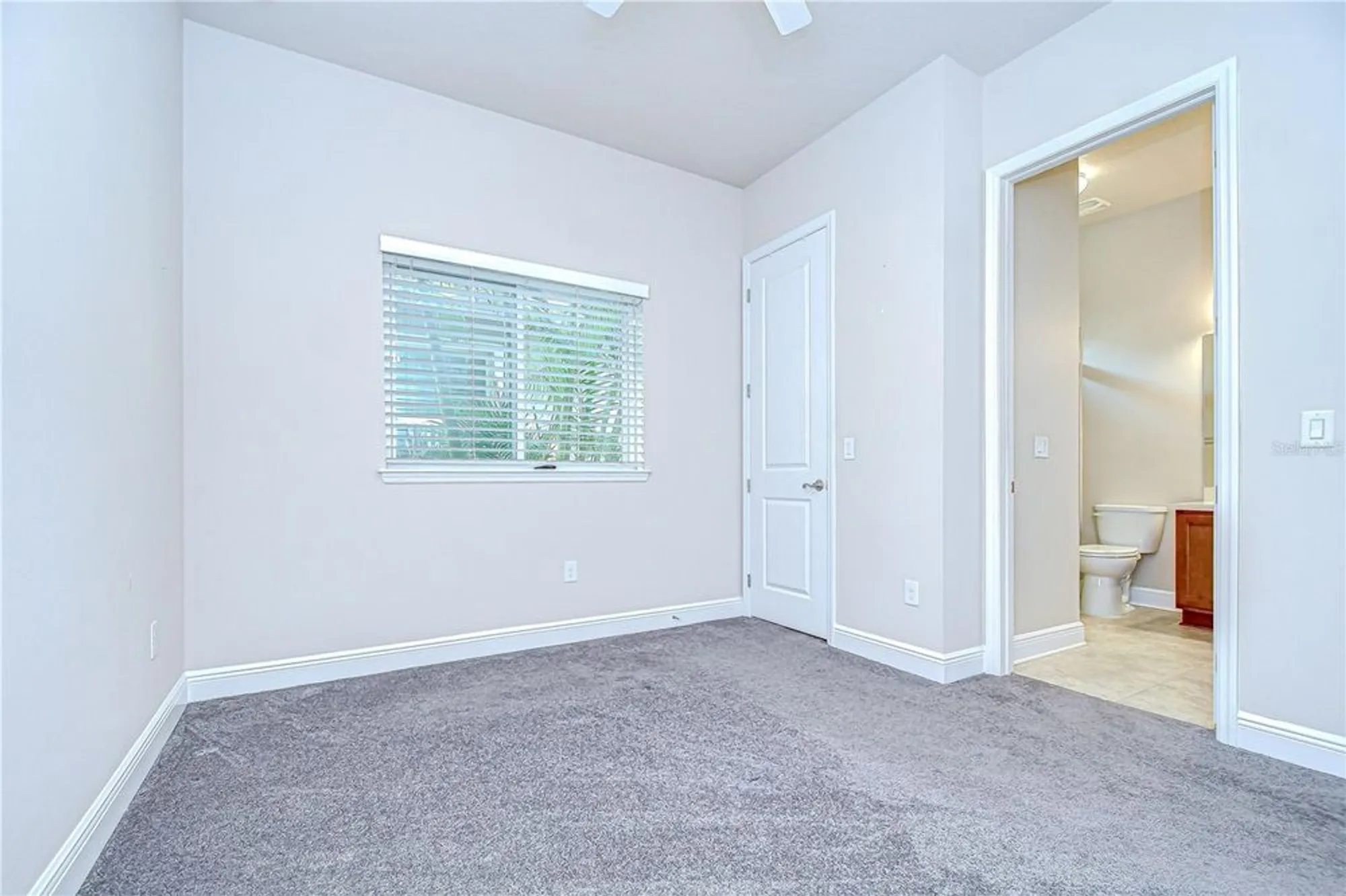 Property Slideshow image 20 of 36 | 13937 swallow hill dr, Lithia, FL, 33547