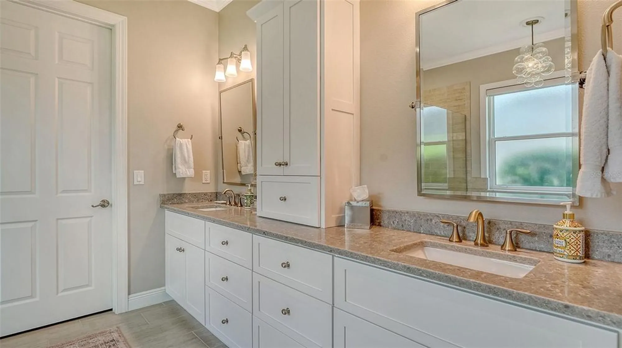 Property Slideshow image 23 of 78 | 1114 bearing ct, Bradenton, FL, 34208