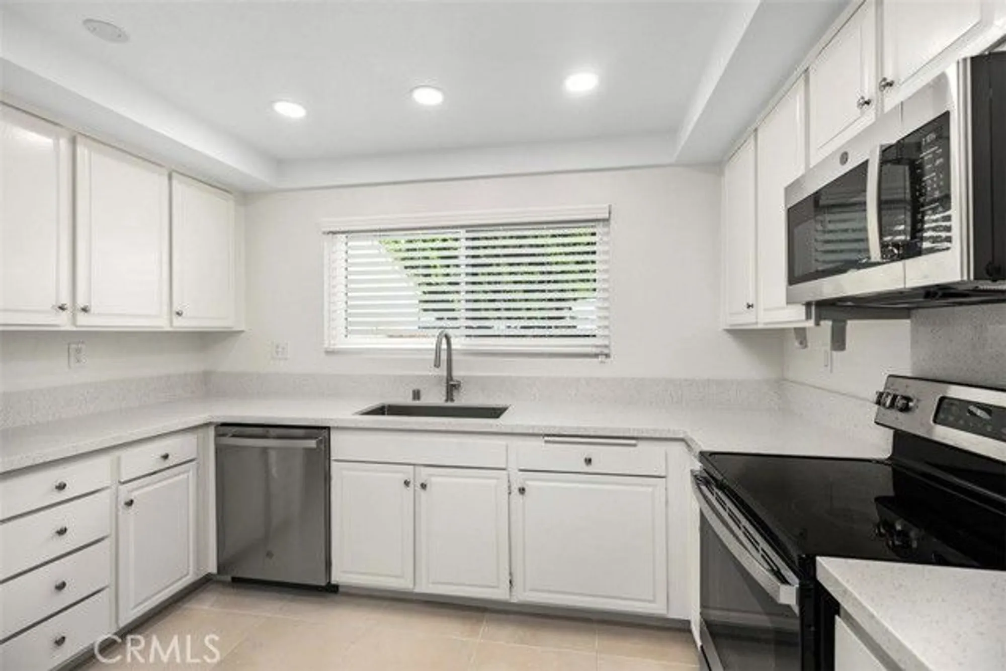Property Slideshow image 21 of 45 | 3346 bahia blanca e unit e a, Laguna Woods, CA, 92637