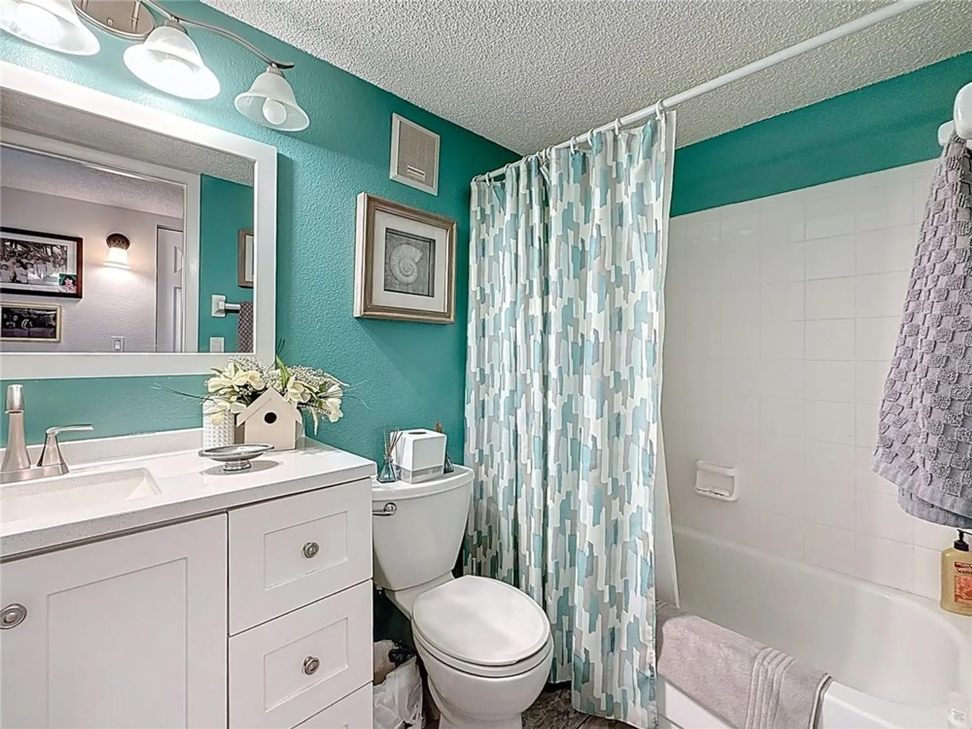 Property Slideshow image 19 of 51 | 5920 80th st n unit 406, Saint Petersburg, FL, 33709