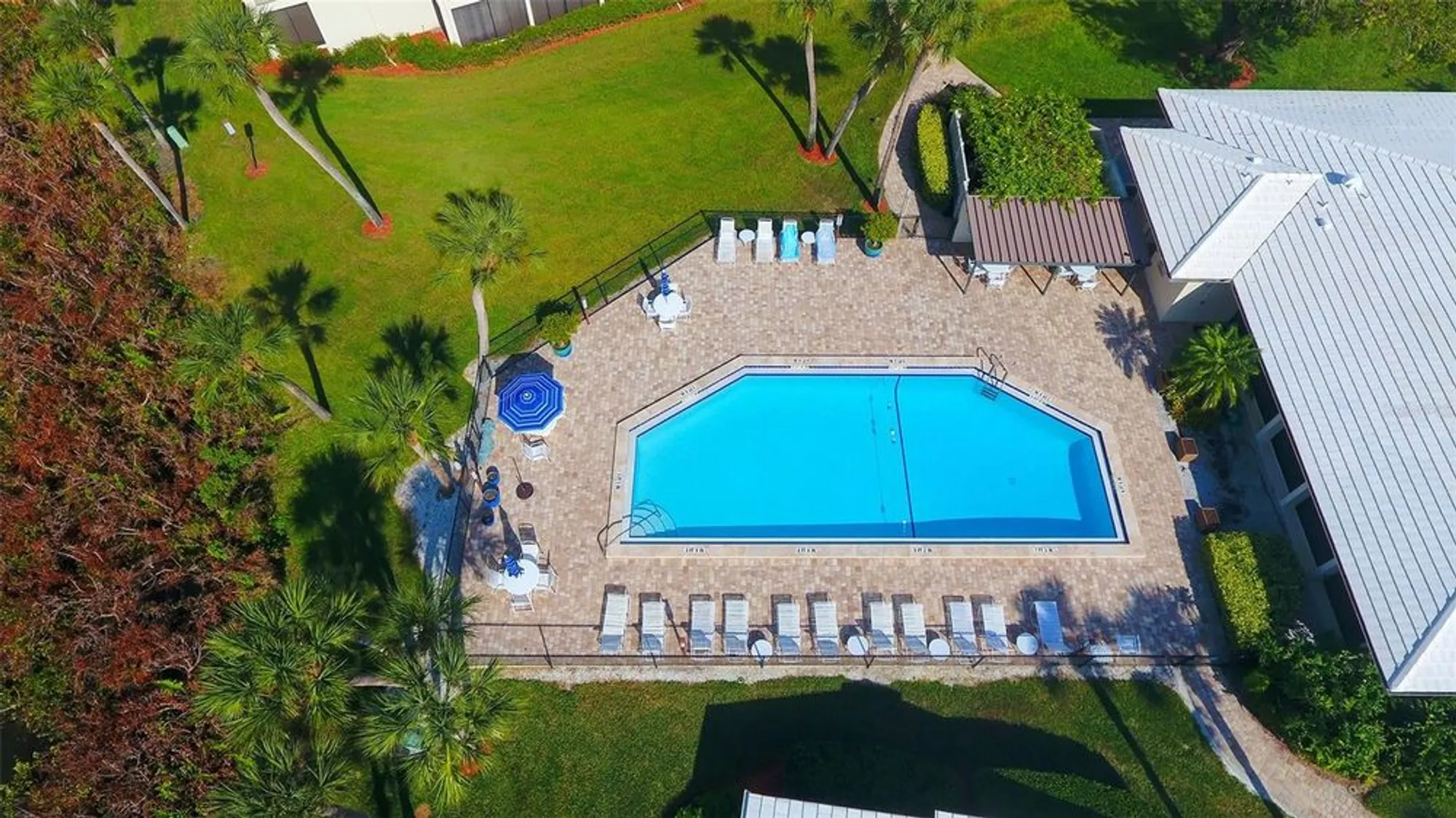 Property Slideshow image 52 of 68 | 143 whispering sands dr # v30, Sarasota, FL, 34242