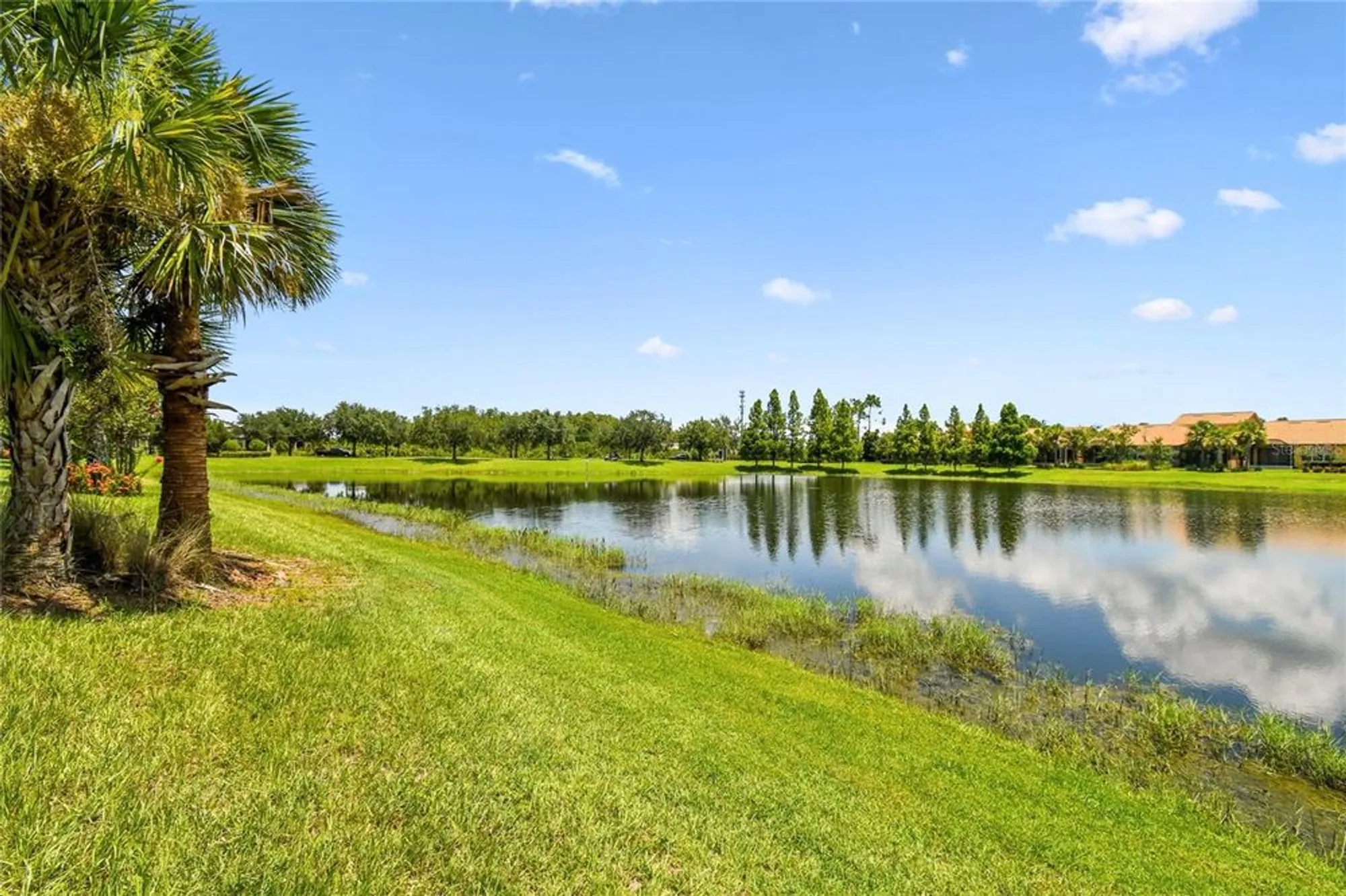 Property Slideshow image 40 of 63 | 3390 fallbrook dr, Kissimmee, FL, 34759