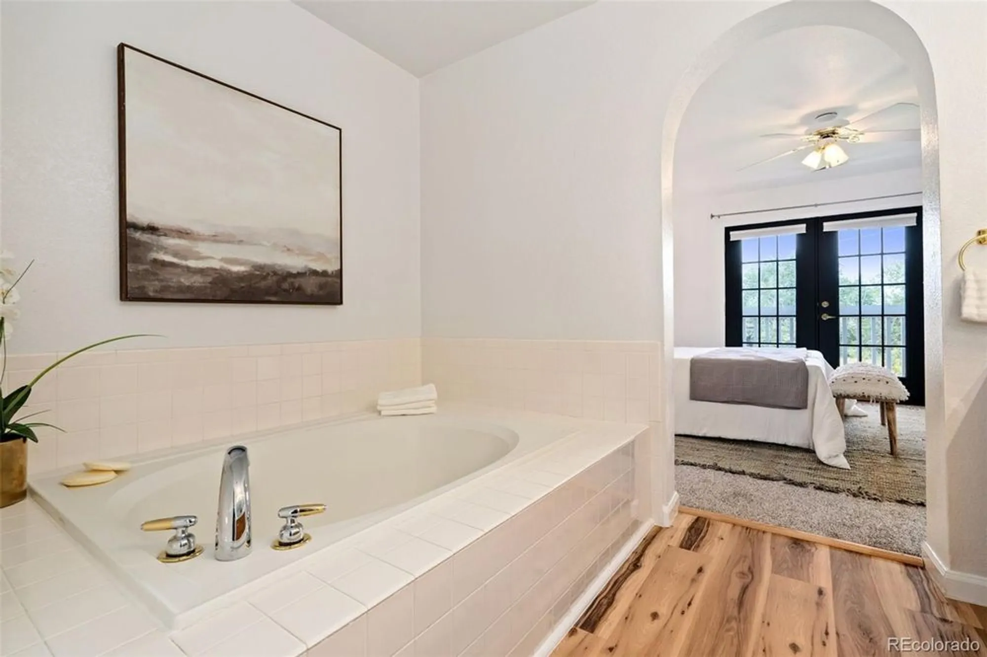 Property Slideshow image 18 of 41 | 2715 w greens dr, Littleton, CO, 80123