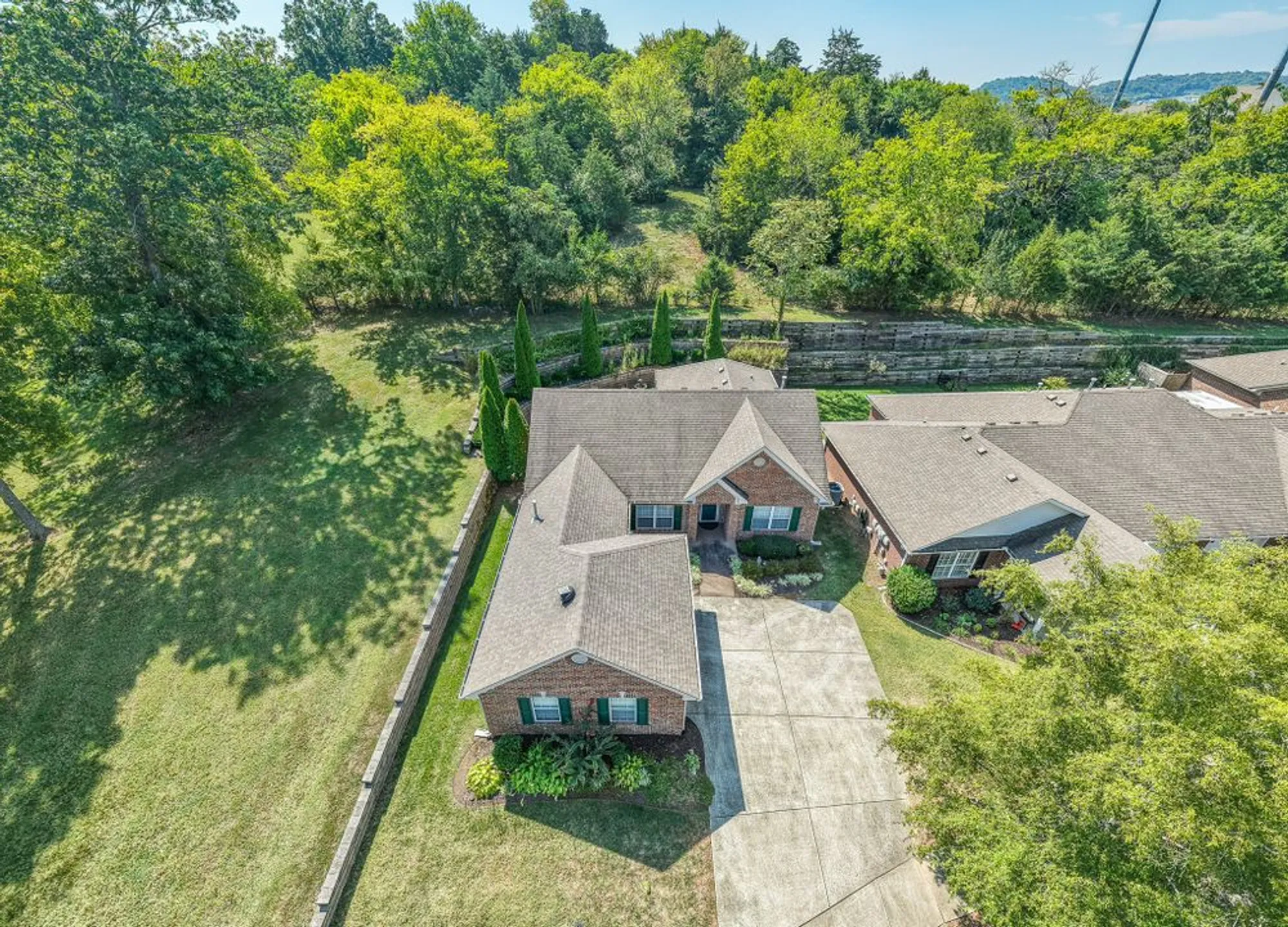 Property Slideshow image 11 of 51 | 226 wrennewood ln, Franklin, TN, 37064