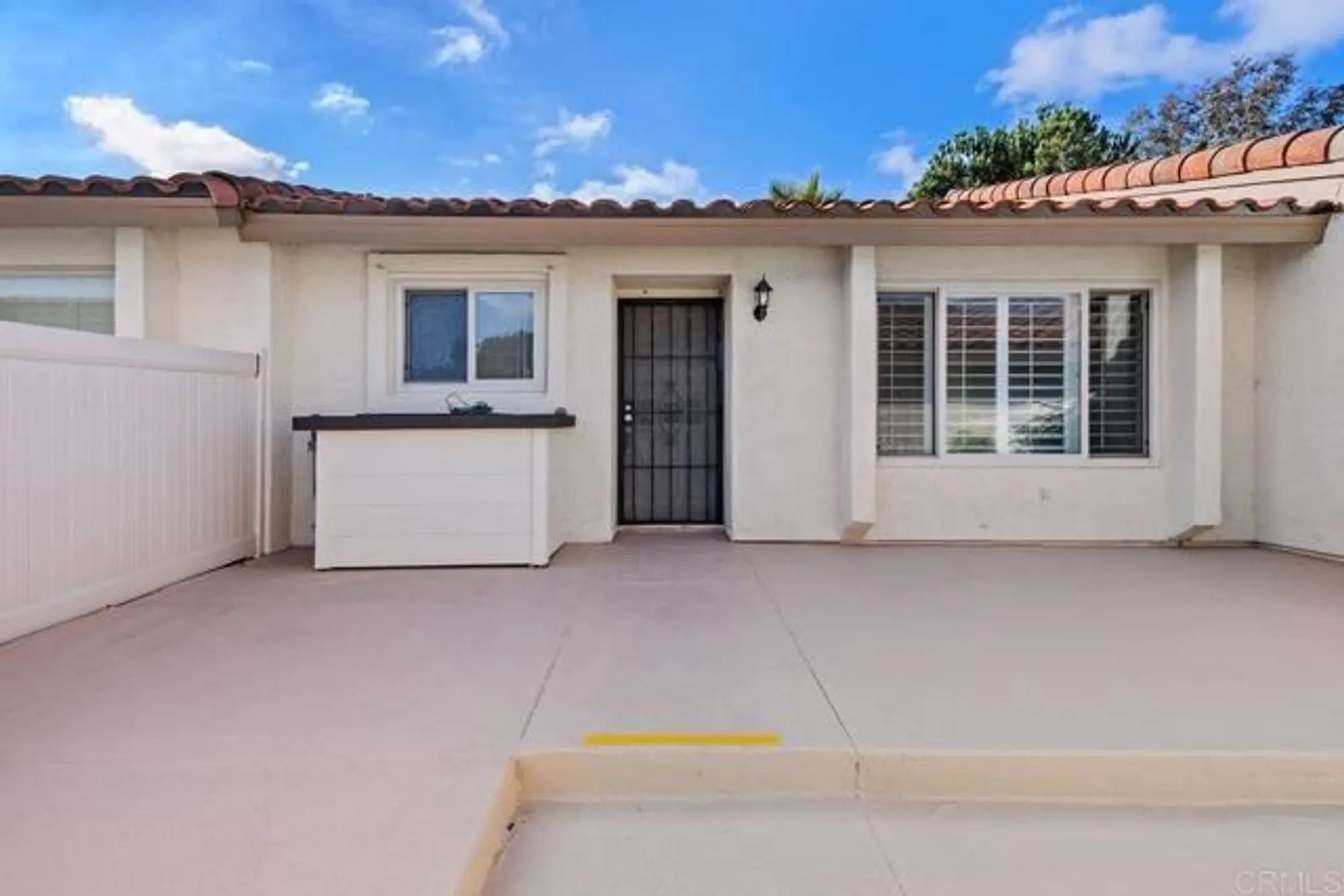 Property Slideshow image 2 of 18 | 1741 charleston ln, Encinitas, CA, 92024