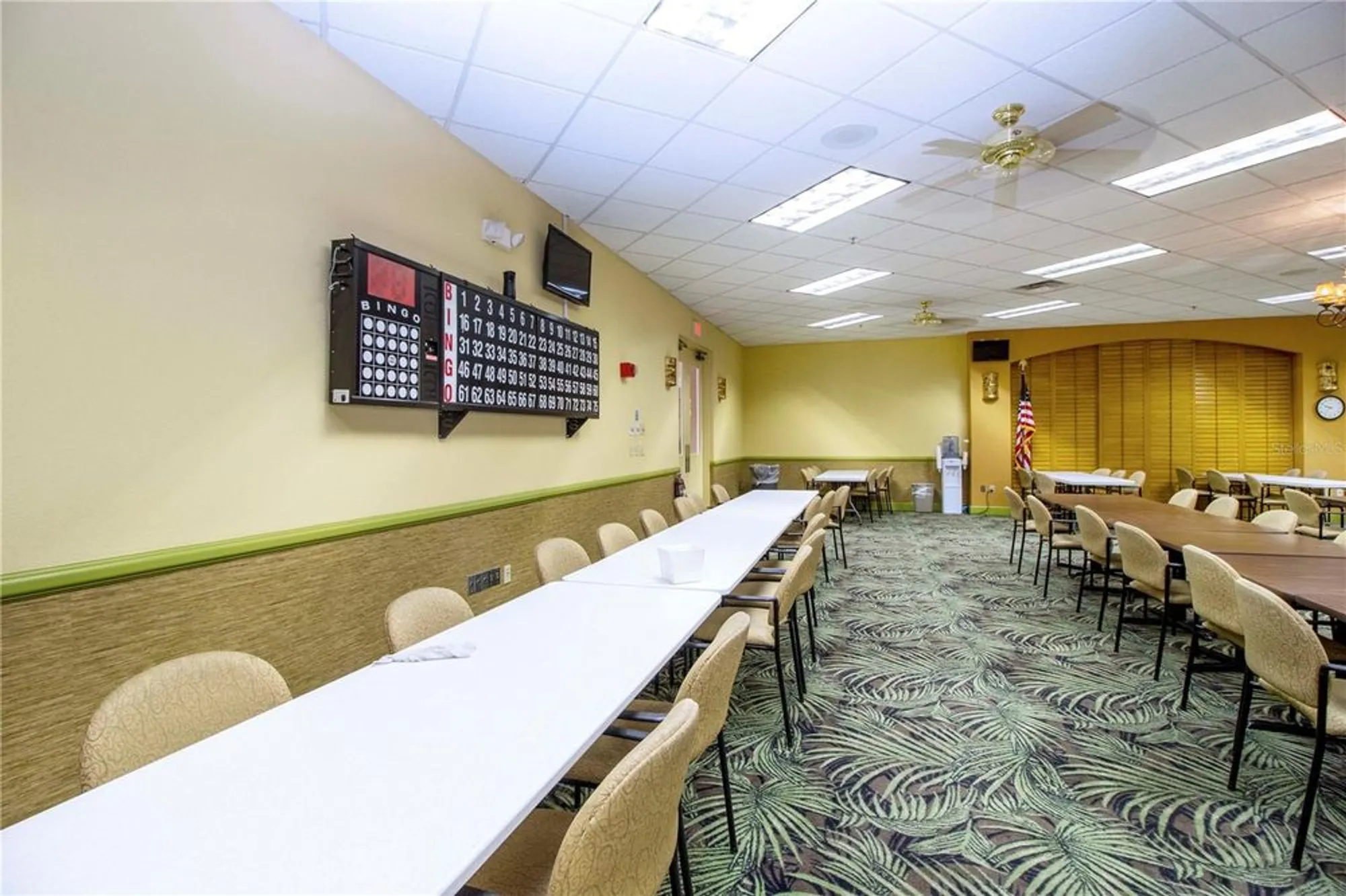 Property Slideshow image 52 of 72 | 1906 canterbury ln 20, Sun City Center, FL, 33573