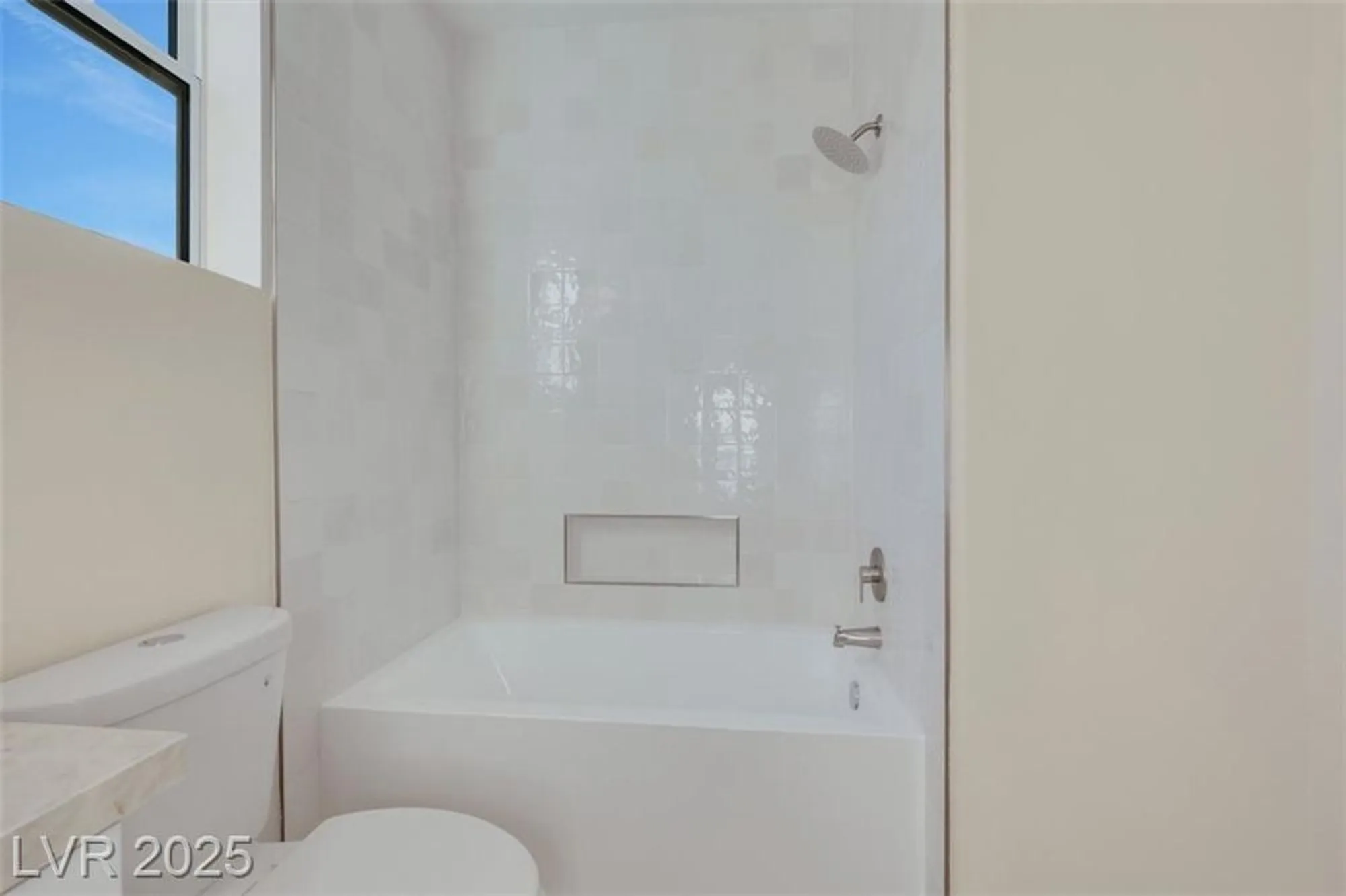 Property Slideshow image 20 of 38 | 4987 pensier st, Las Vegas, NV, 89135