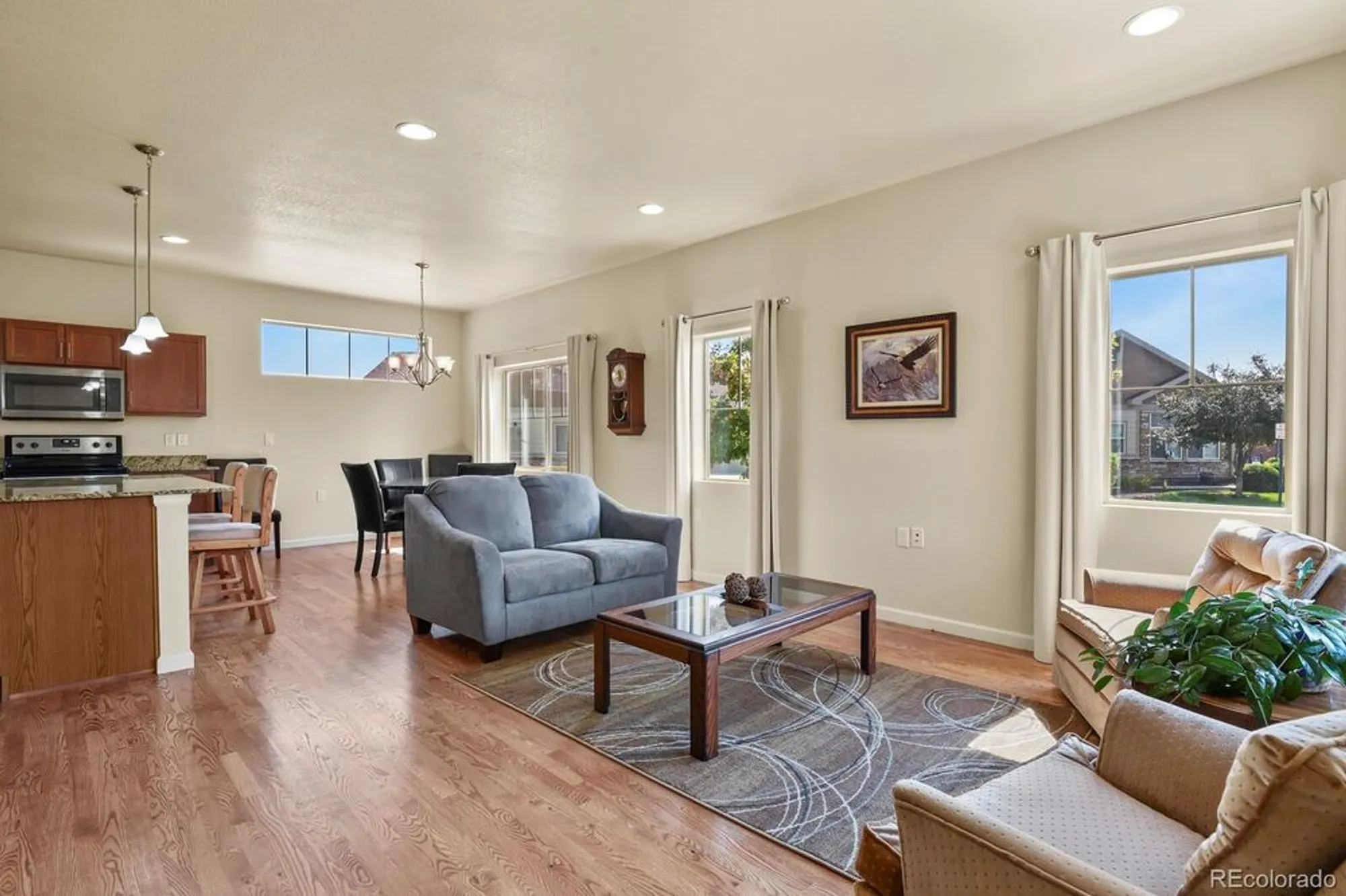 Property Slideshow image 4 of 22 | 12672 madison ct, Thornton, CO, 80241