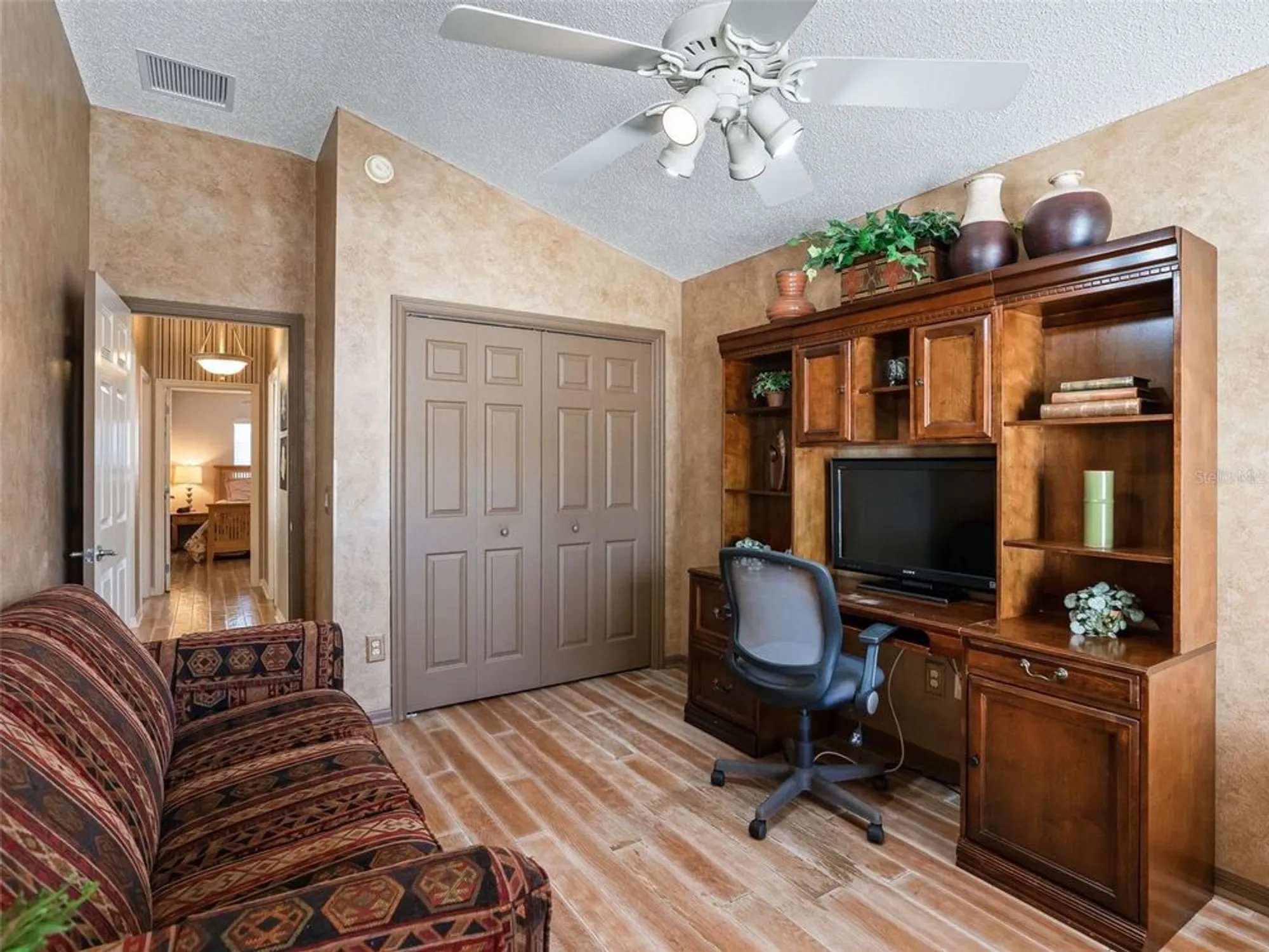 Property Slideshow image 22 of 37 | 2879 remington rd, The Villages, FL, 32162