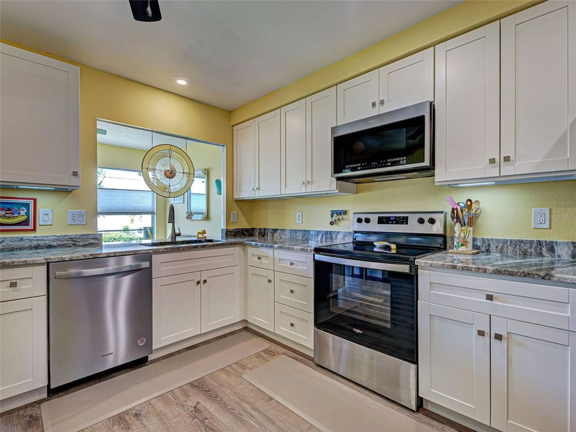 Property Slideshow image 20 of 38 | 611 chestnut ln none, Englewood, FL, 34223