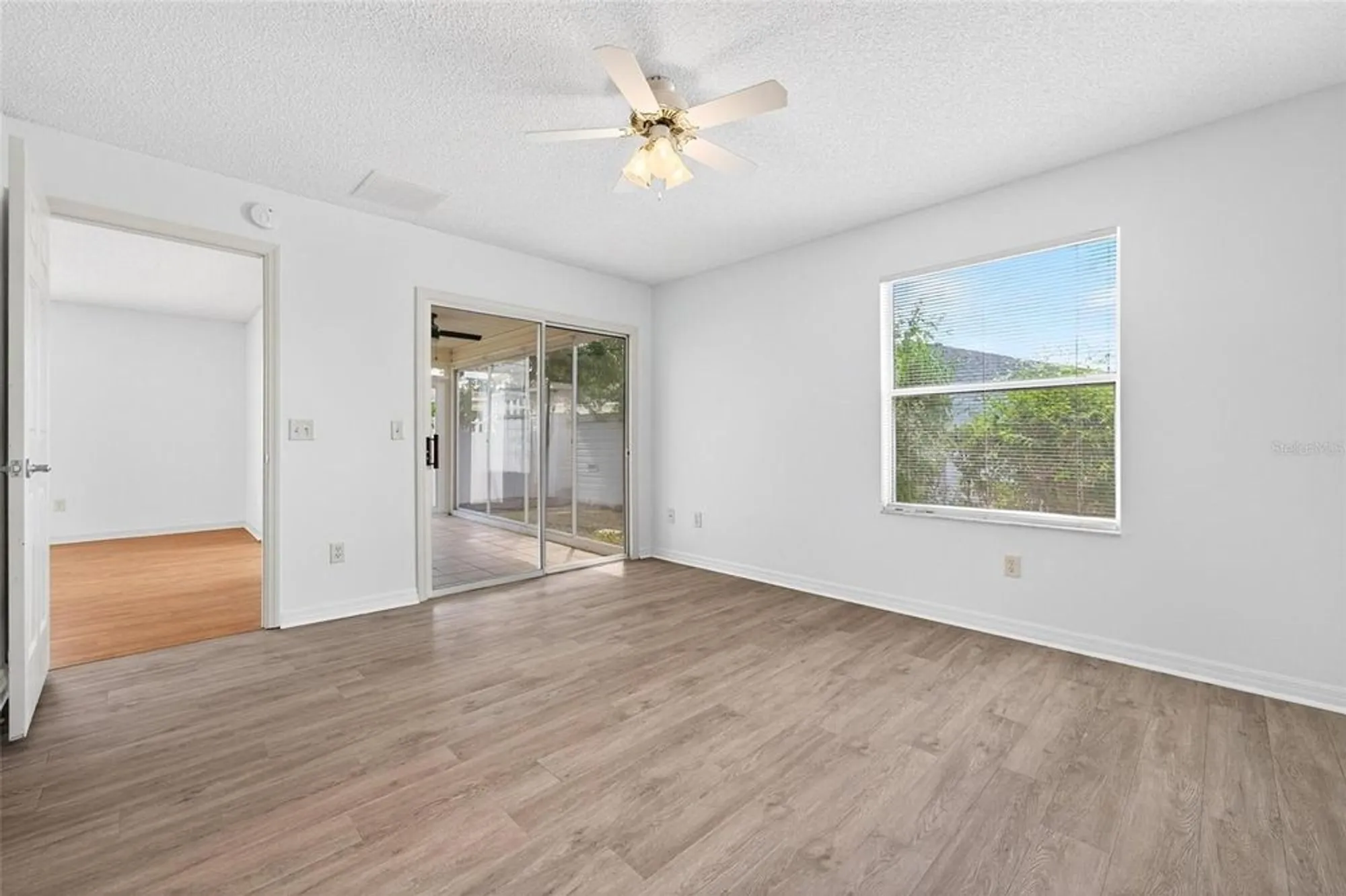 Property Slideshow image 41 of 57 | 2446 kenmore ln, The Villages, FL, 32162