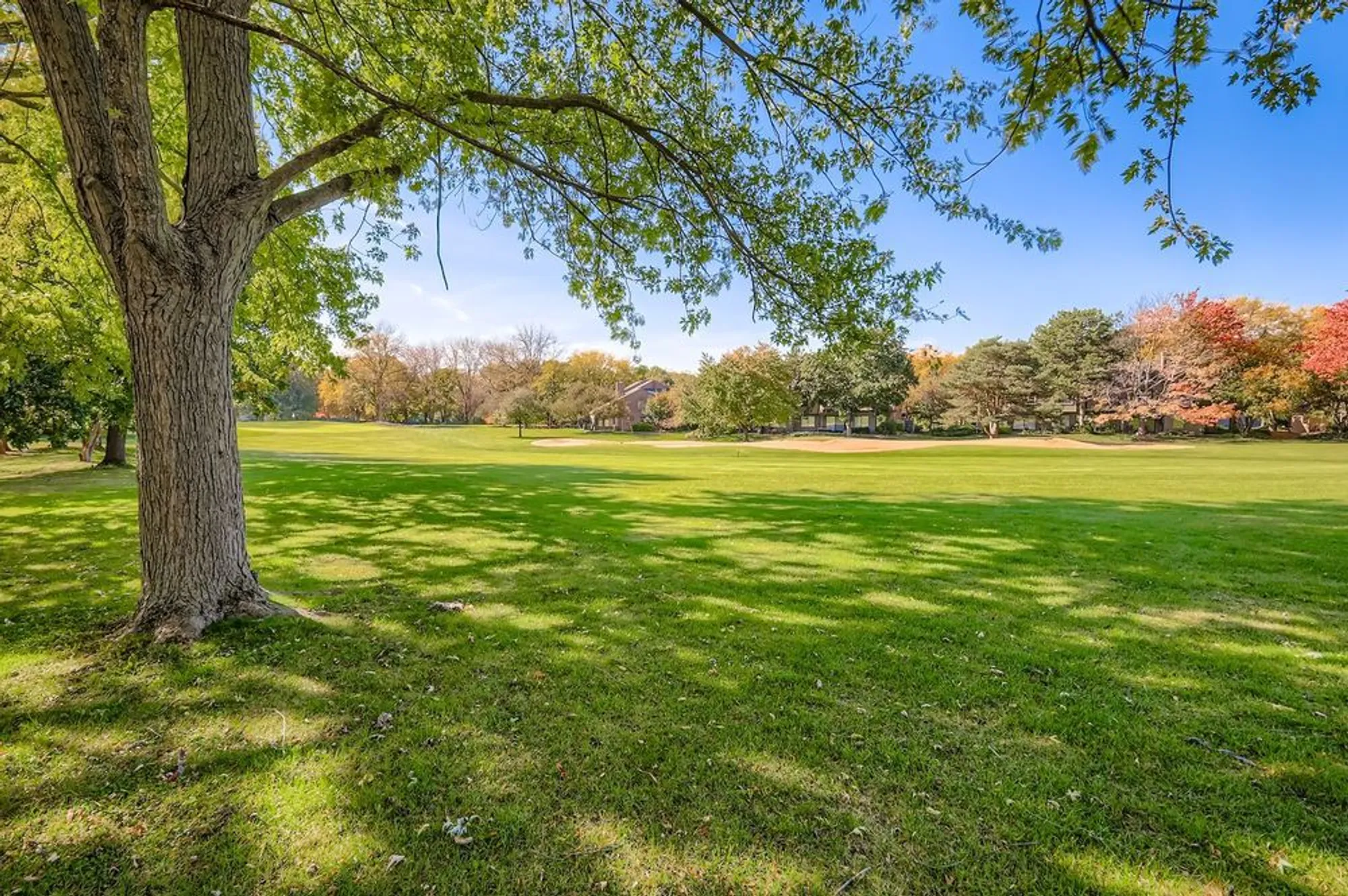 Property Slideshow image 27 of 53 | 668 shoreline rd, Lake Barrington, IL, 60010