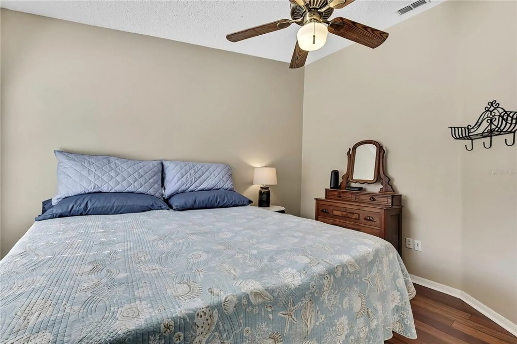 Property Slideshow image 24 of 54 | 488 fort mill ln, Spring Hill, FL, 34609