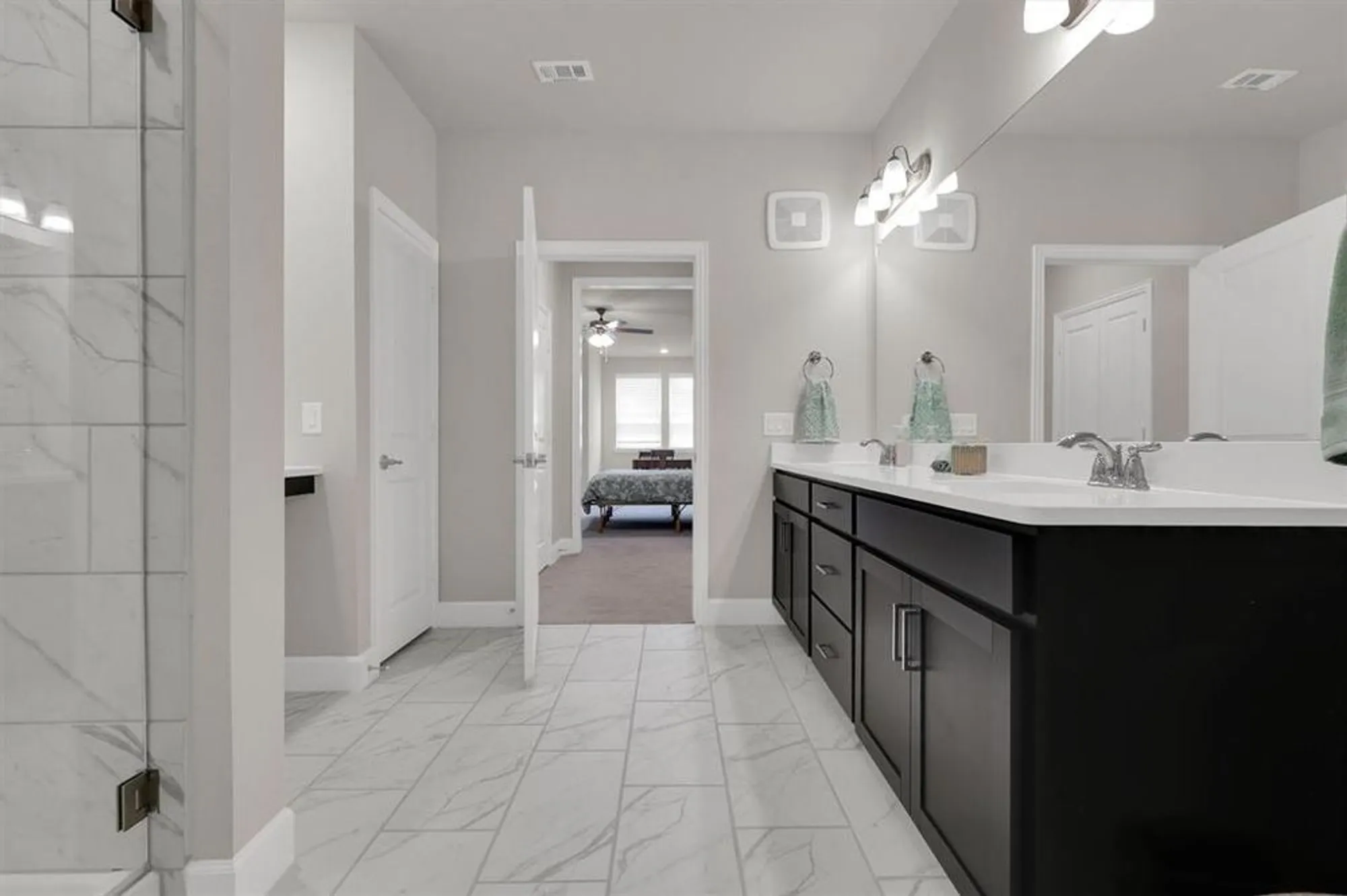 Property Slideshow image 23 of 32 | 651 n watters rd apt 2105, Allen, TX, 75013