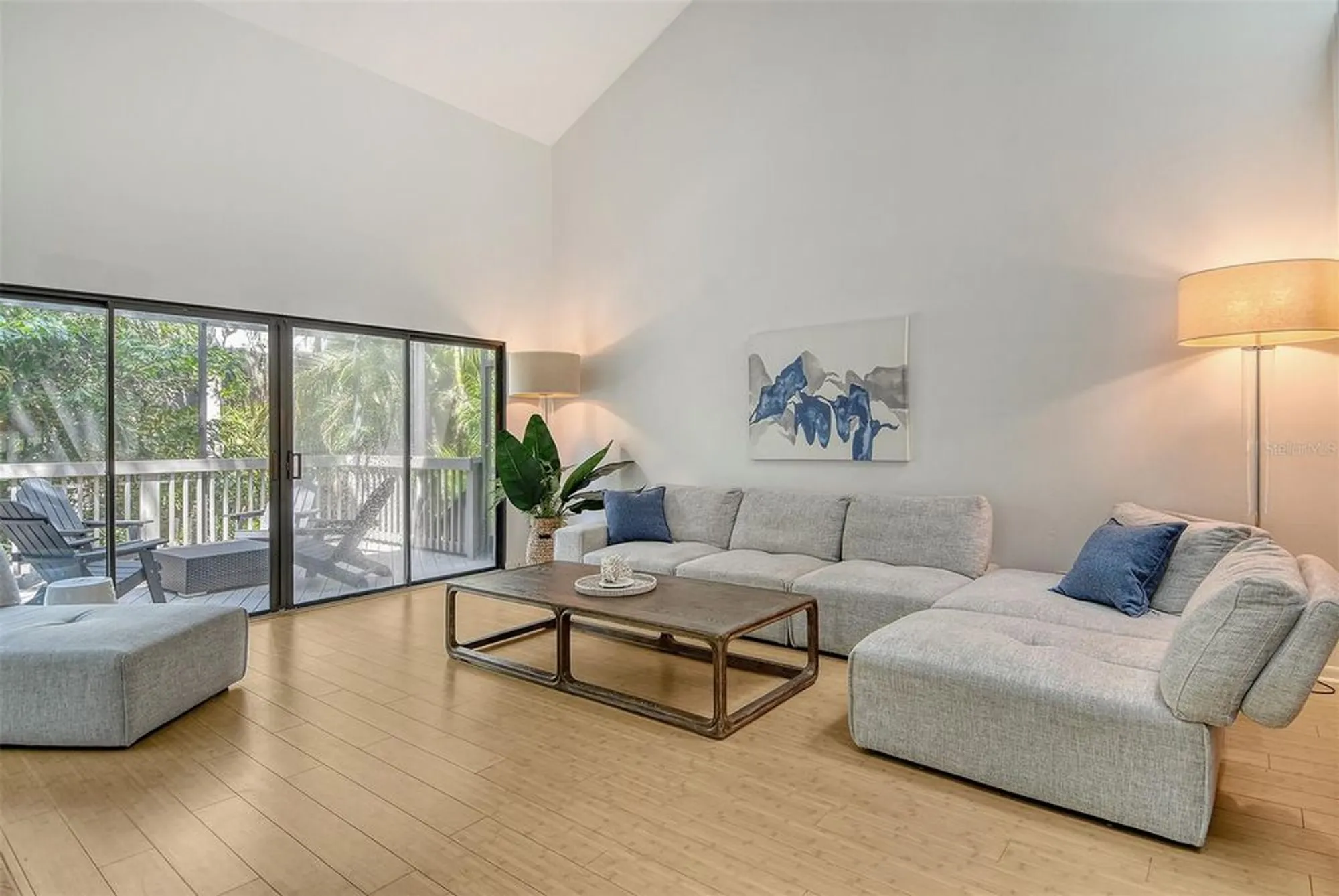 Property Slideshow image 9 of 84 | 1473 landings cir # 44, Sarasota, FL, 34231