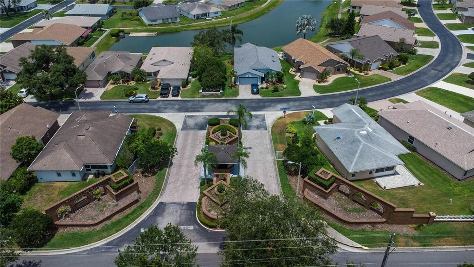 Property Slideshow image 11 of 23 | 6118 silver lakes dr, Lakeland, FL, 33810